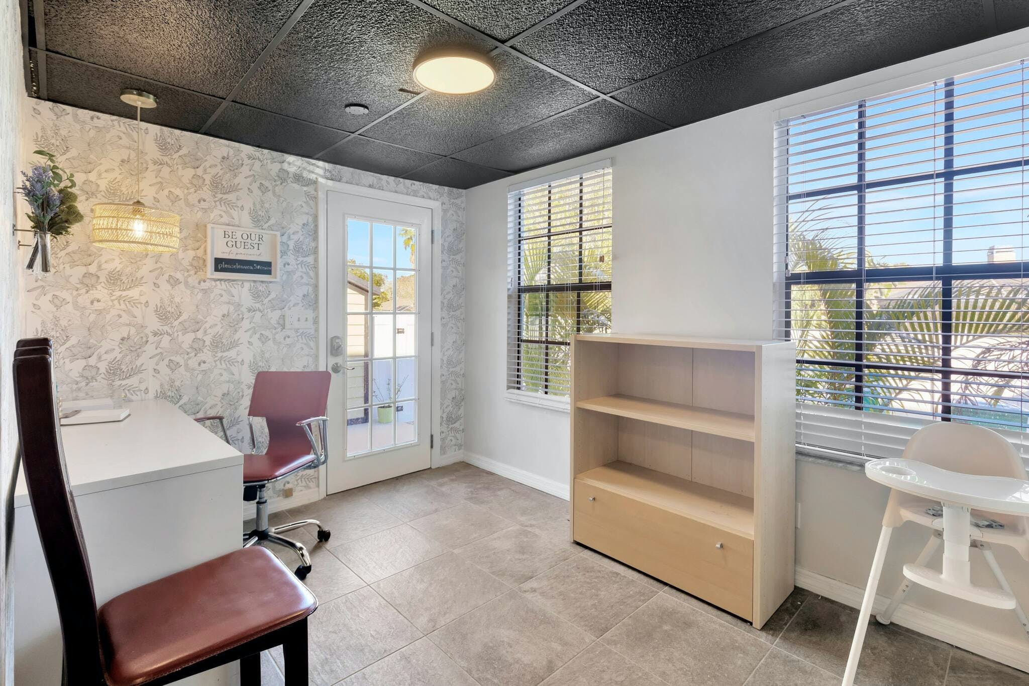 Manor Sabal Palm Harbor: 8-Bedroom Luxury Villa with Seaview and Pool, Pinellas County