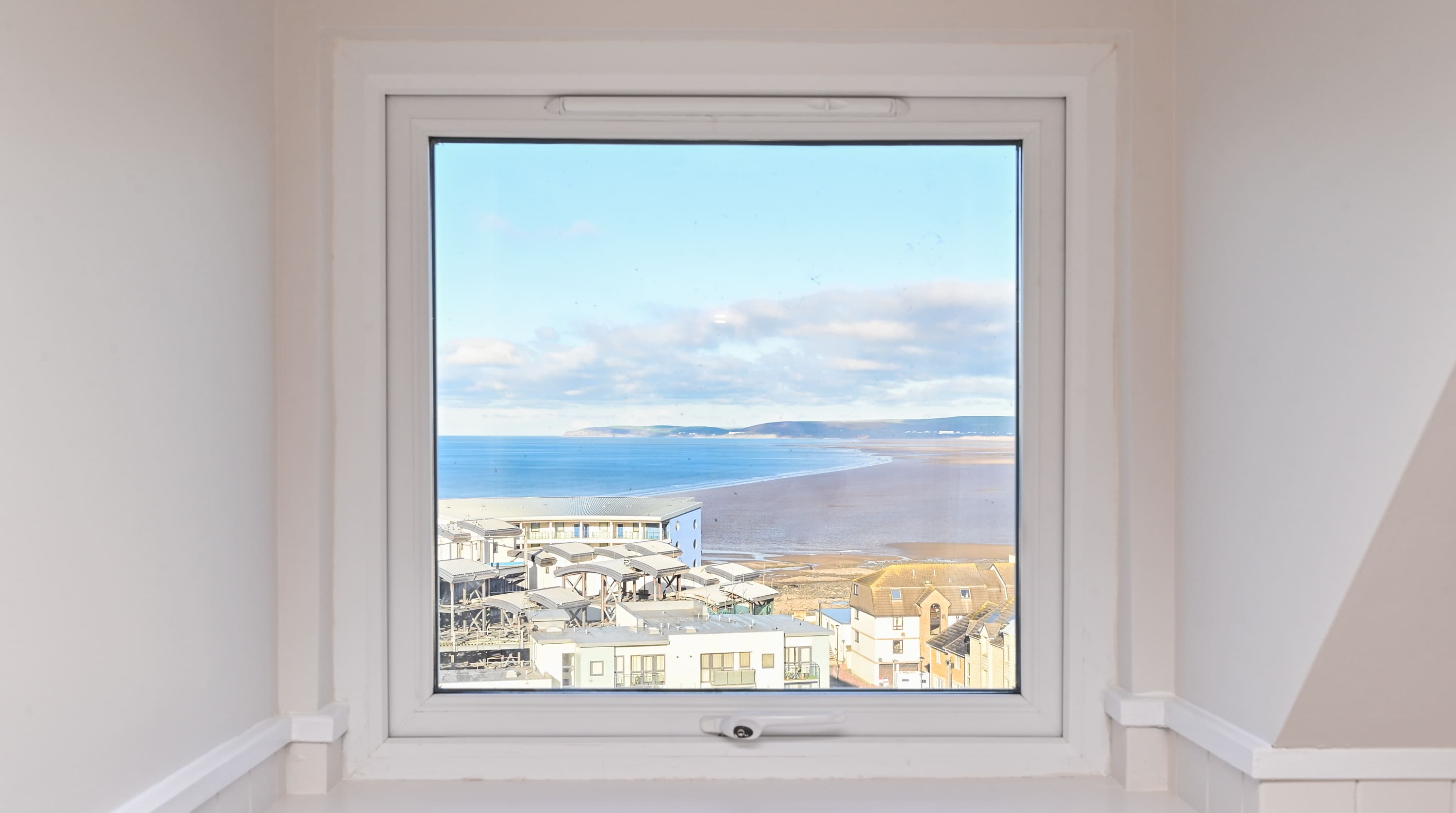 Manor Saunton Bideford: Spacious 8-Bedroom Apartment with Hot Tub and Seaviews, Bideford