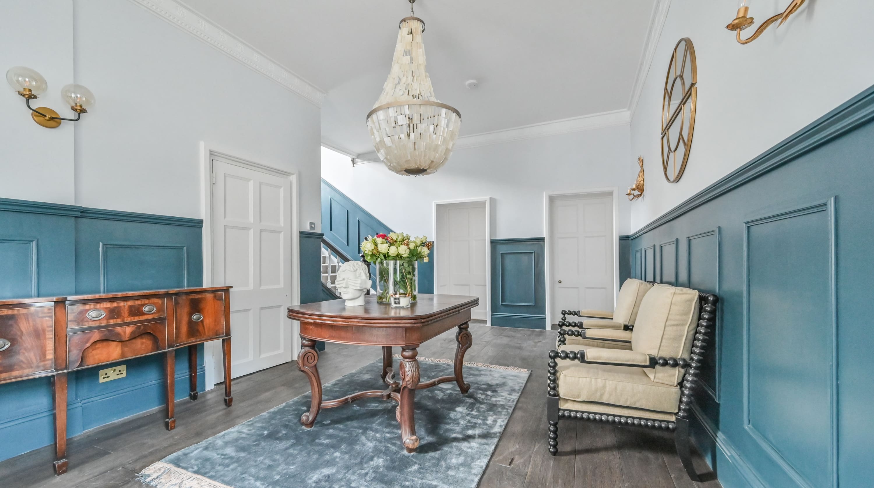 Manor Saunton Bideford: Spacious 8-Bedroom Apartment with Hot Tub and Seaviews, Bideford