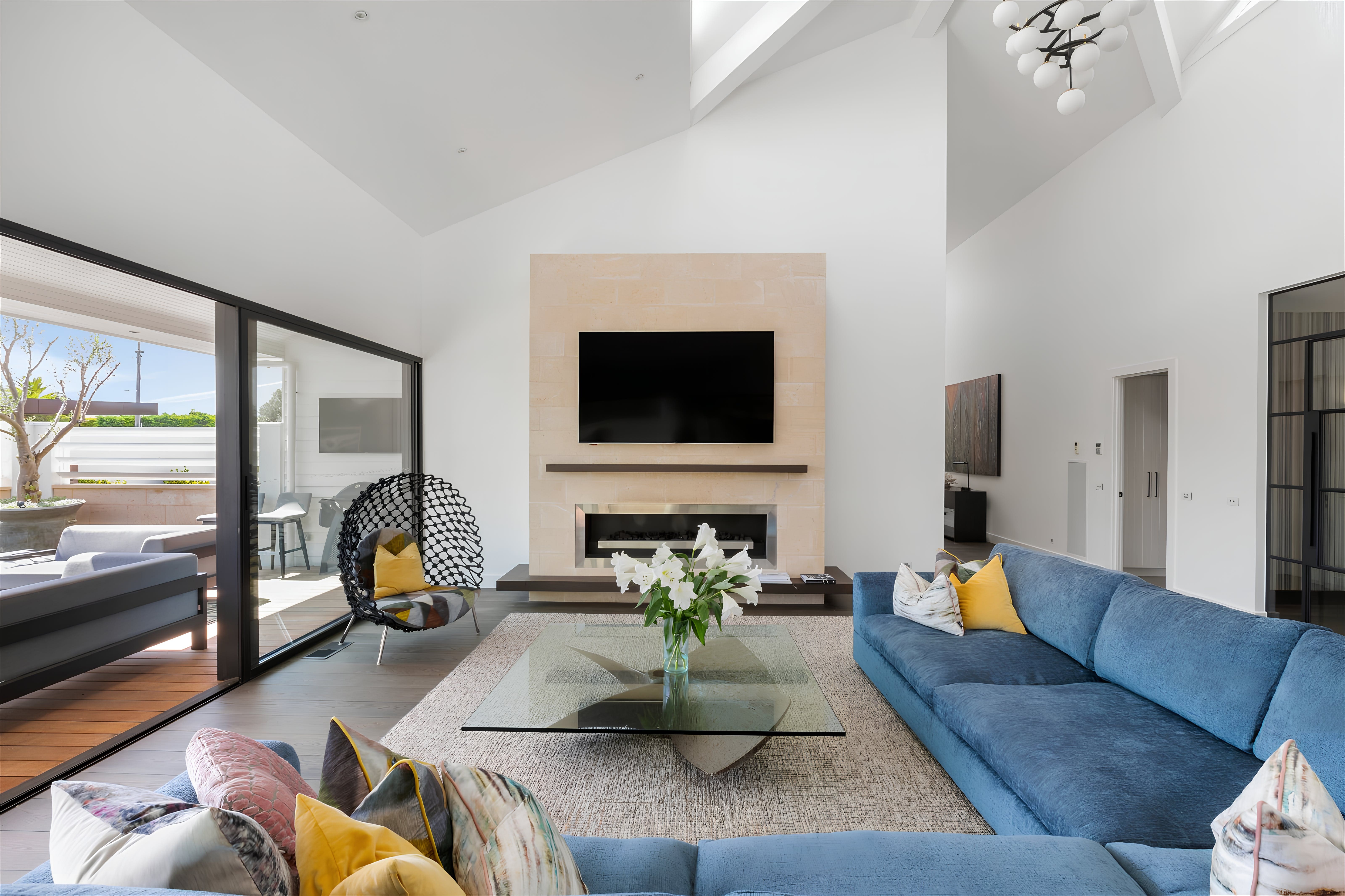 Manor Sorrento Victoria: Spectacular 5-Bedroom Villa with Pool and Sea View, Victoria