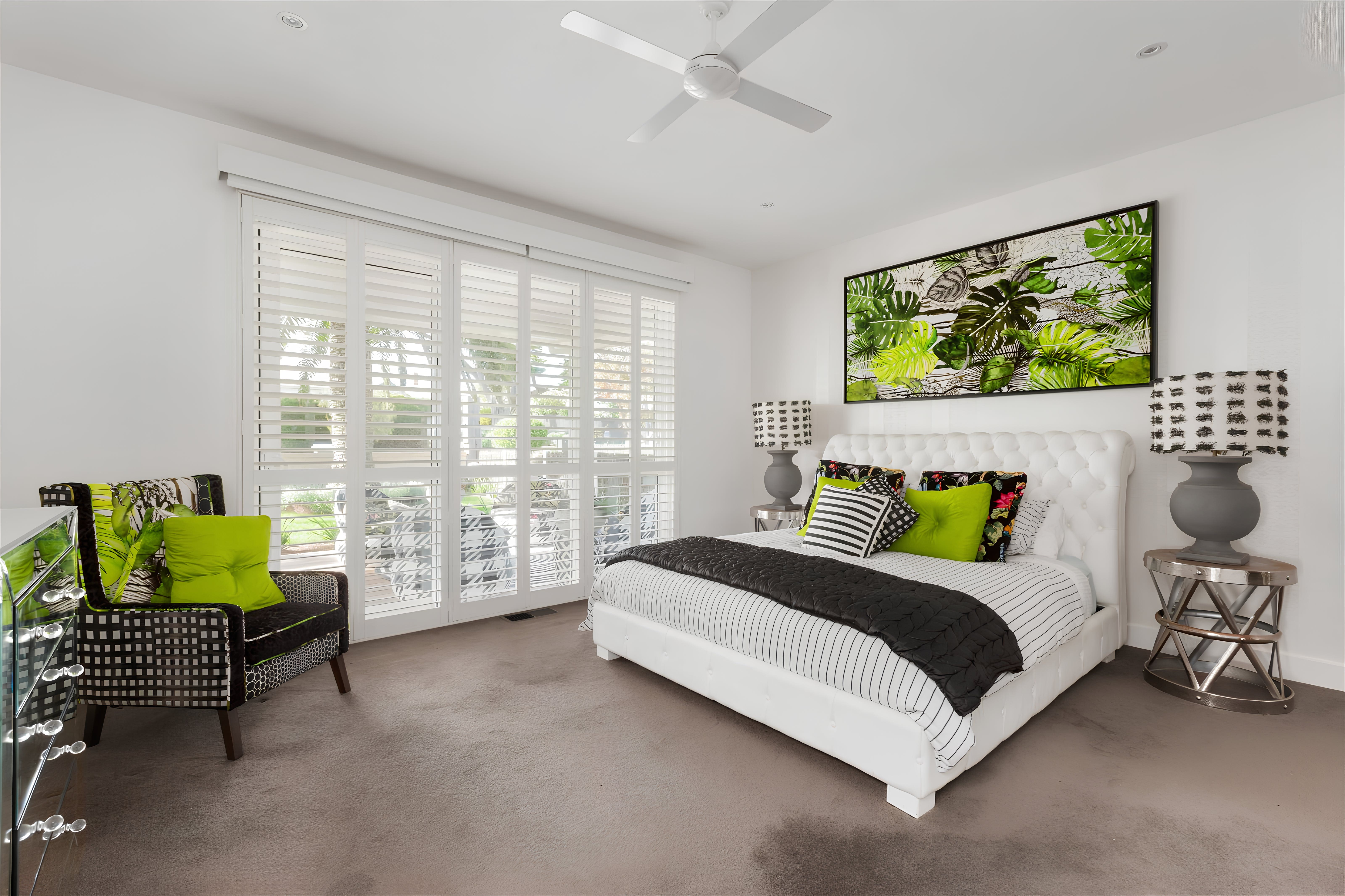 Manor Sorrento Victoria: Spectacular 5-Bedroom Villa with Pool and Sea View, Victoria
