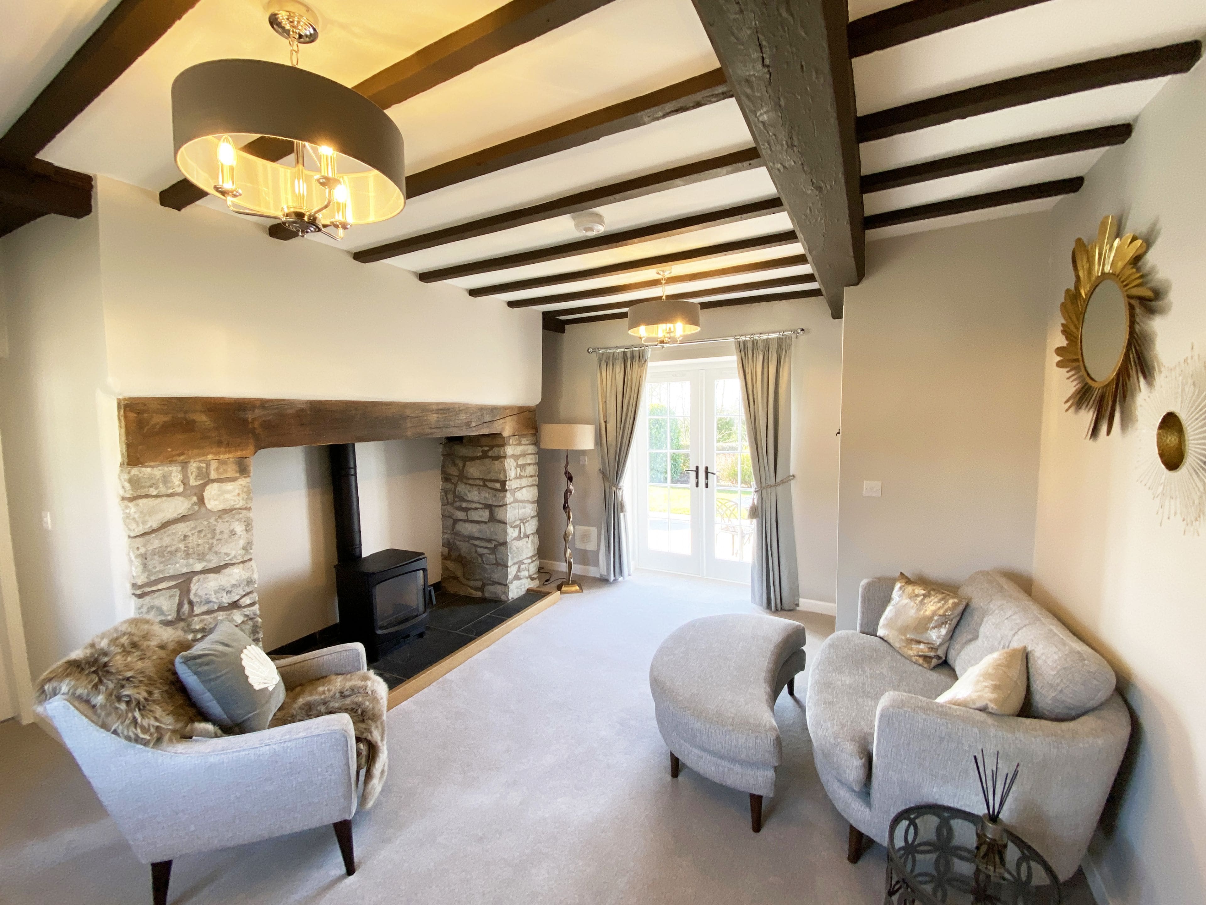 Manor Stiperstones Shropshire: Spacious 6-Bedroom Luxury Villa with Hot Tub, Shropshire Hills