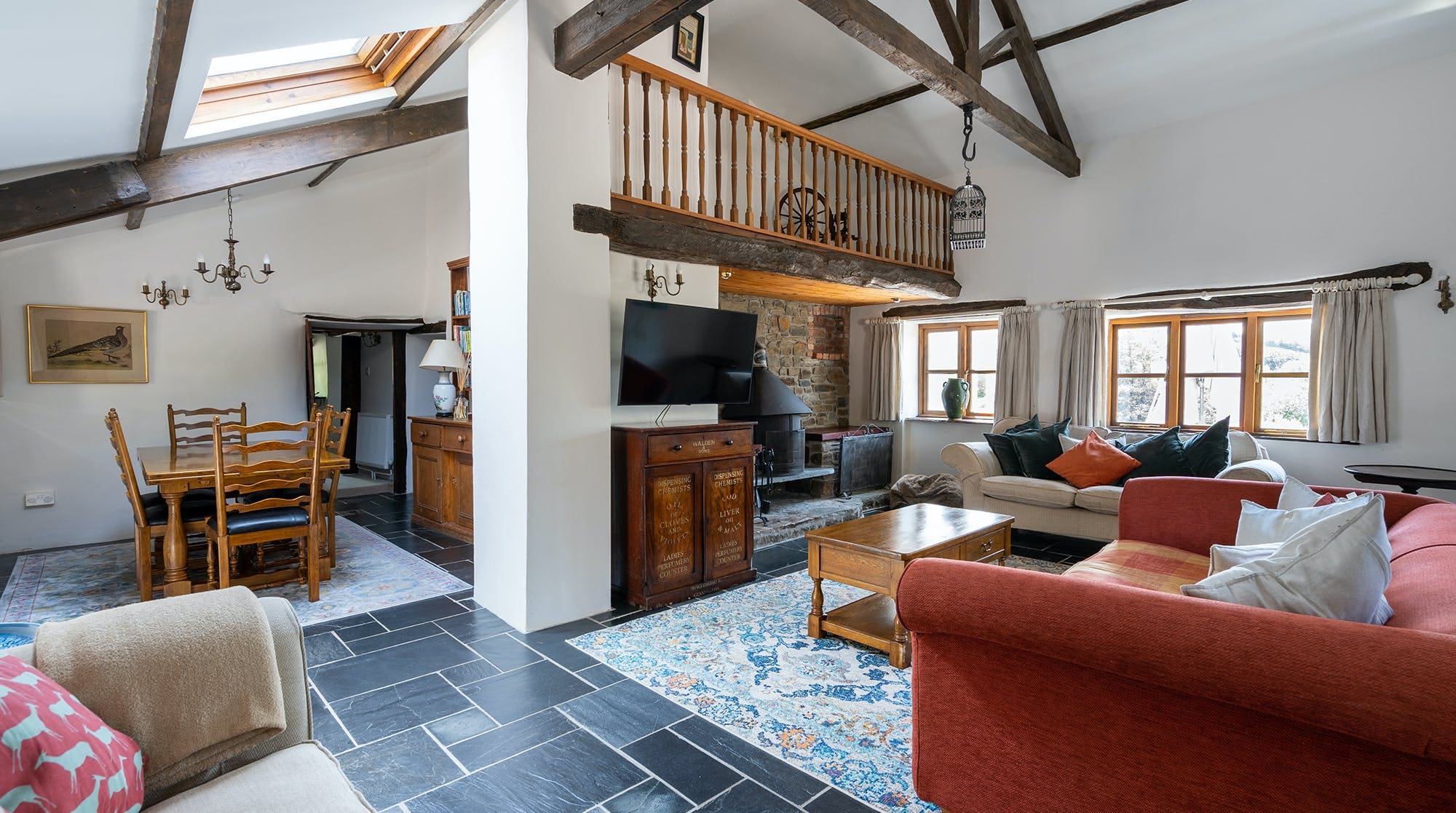 Manor Torrs Ilfracombe Ilfracombe: Charming 3-Bedroom Cottage with Hot Tub and Sea Views, Ilfracombe