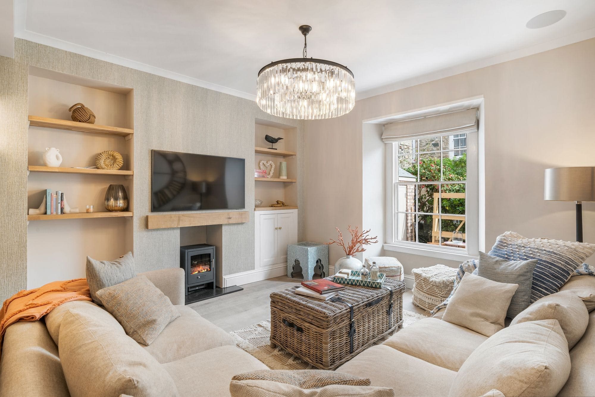 Manor Zennor StIves: Luxury 4-Bedroom Apartment with Hot Tub and Sea Views, St Ives