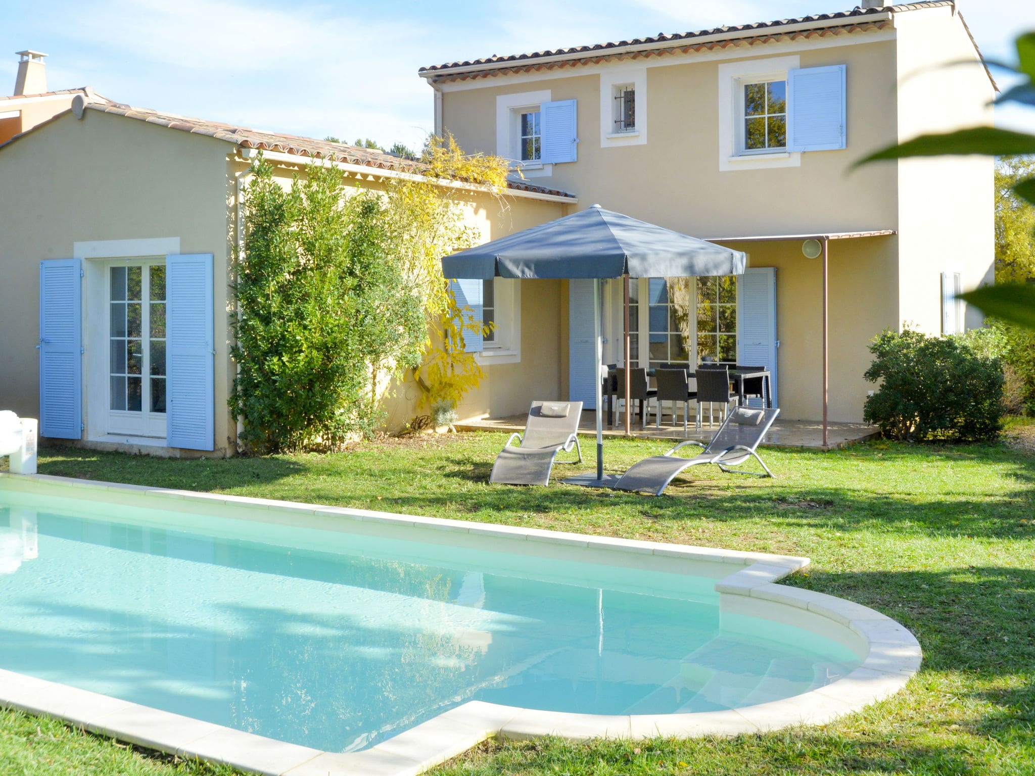 Mas Calendal Saturnin Saint Saturnin d’Apt: Stunning 3-Bedroom Holiday Home with Heated Pool and Beautiful Countryside Views in Provence France
