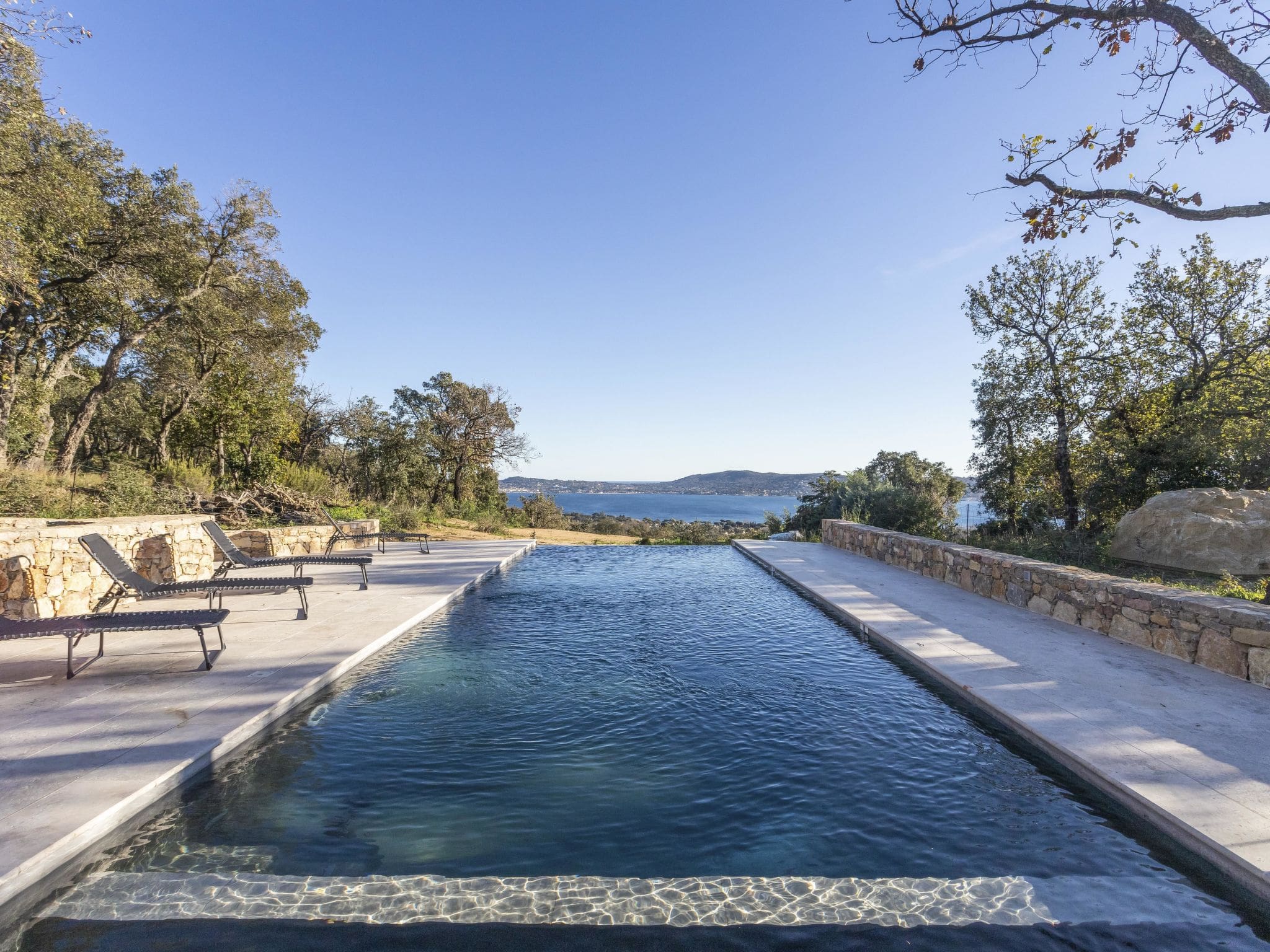 Mas Cavalaire Grimaud: Stunning 3-Bedroom Family Villa with Private Pool and Golf Course Access in the French Riviera