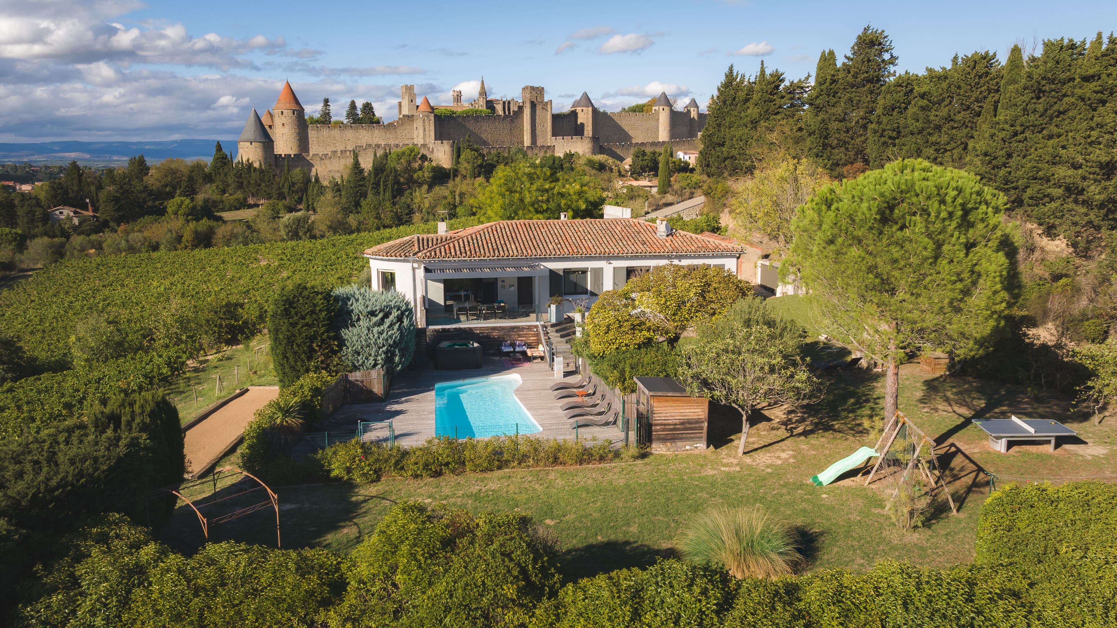 Mas Cers Aude: Luxurious 6-Bedroom Villa with Heated Pool, Toulouse