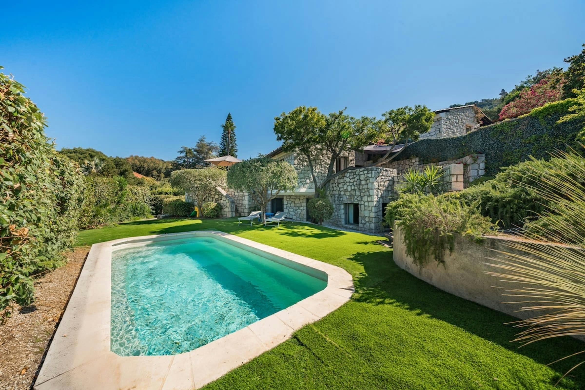 Mas Esterel Cannes Cannes 4: Luxury Villa with Private Pool and Sea Views, 3 Bedrooms, Cannes