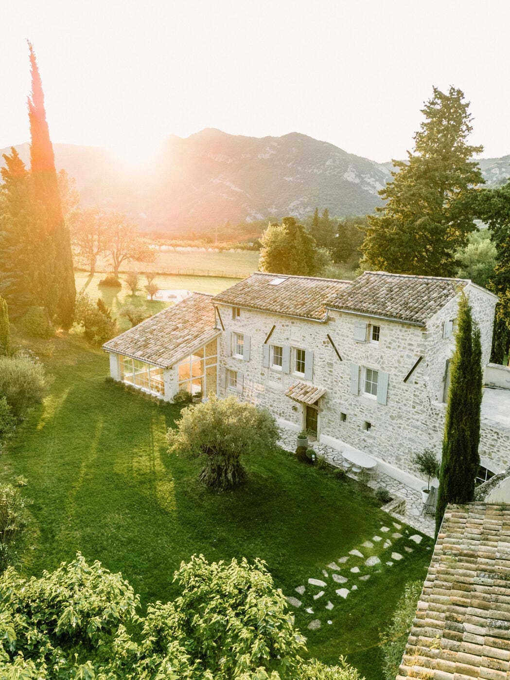 Mas Lavande Saint-Rémy: Luxury 4-Bedroom Villa with Pool in Saint-Rémy-de-Provence