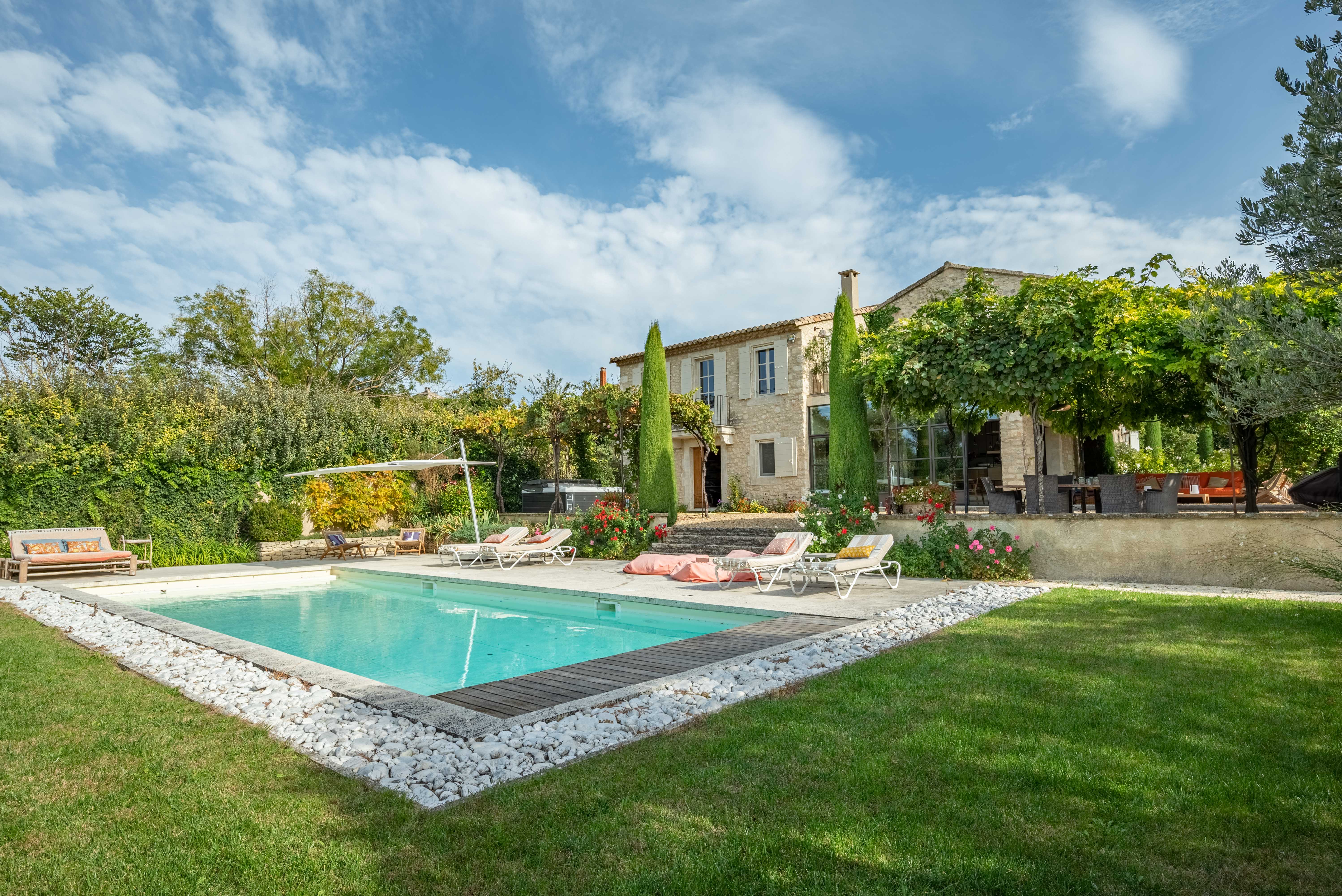 Mas Lavande Vaucluse Provence 2: Luxury 4-Bedroom Apartment with Swimming Pool, Vaucluse