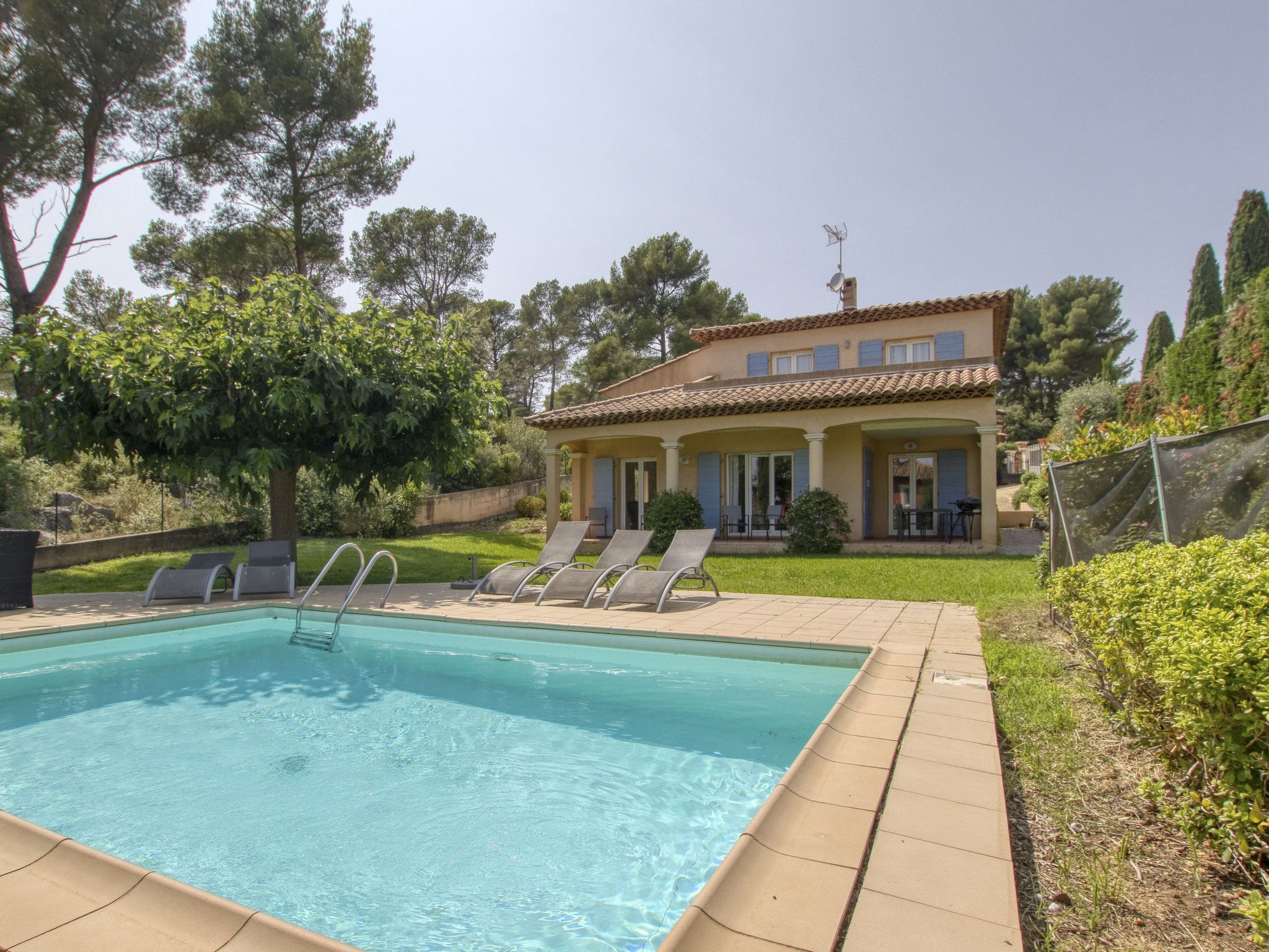 Mas Mistral Cadière La Cadière d’Azur: Stunning 3-Bedroom Provence Villa with Private Pool and Tranquil Garden Near Toulon