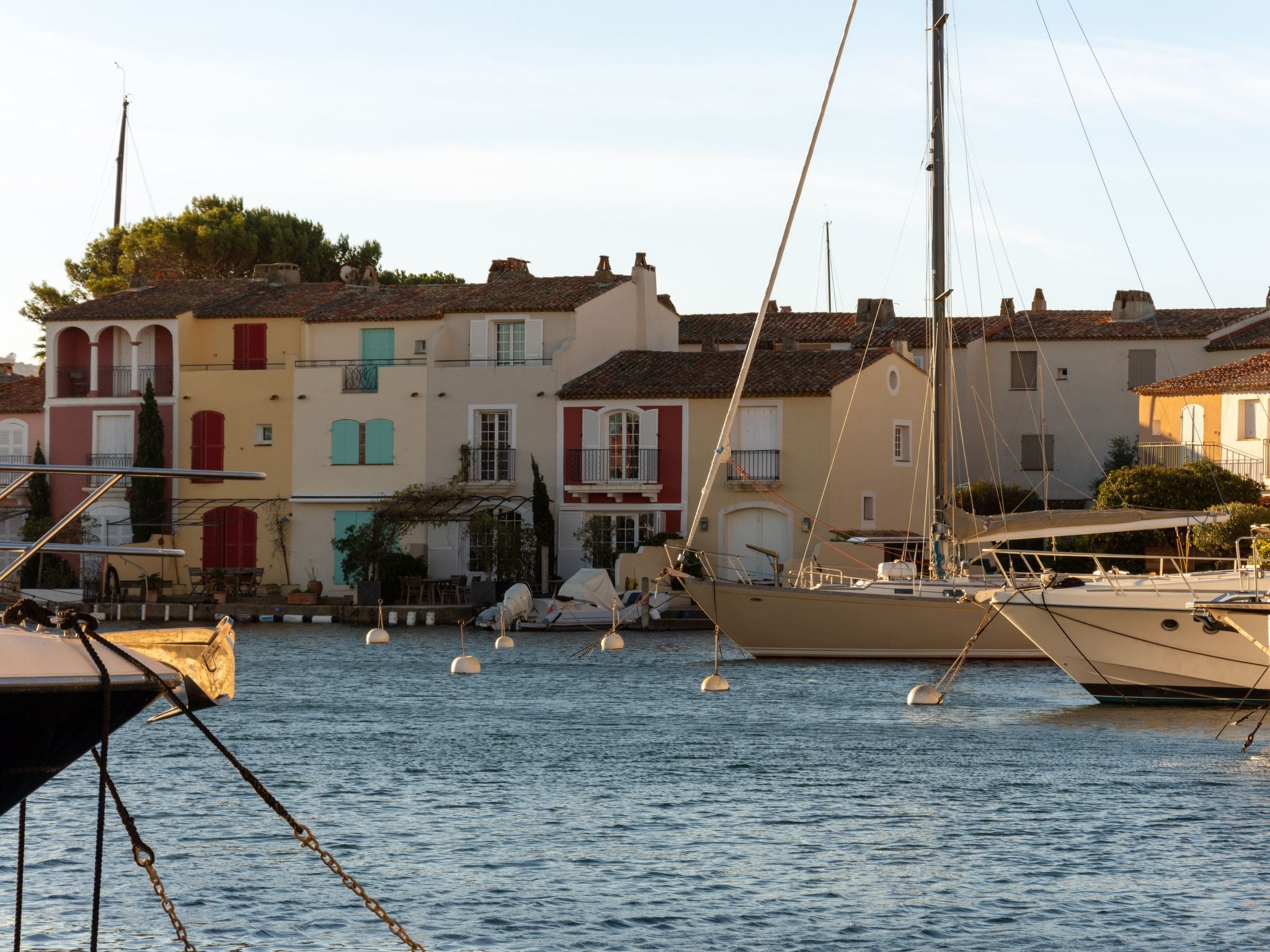 Mas Mistral Port-Grimaud: Luxury 3-Bedroom Terraced Villa with Canal Views and Modern Furnishings in Port Grimaud France