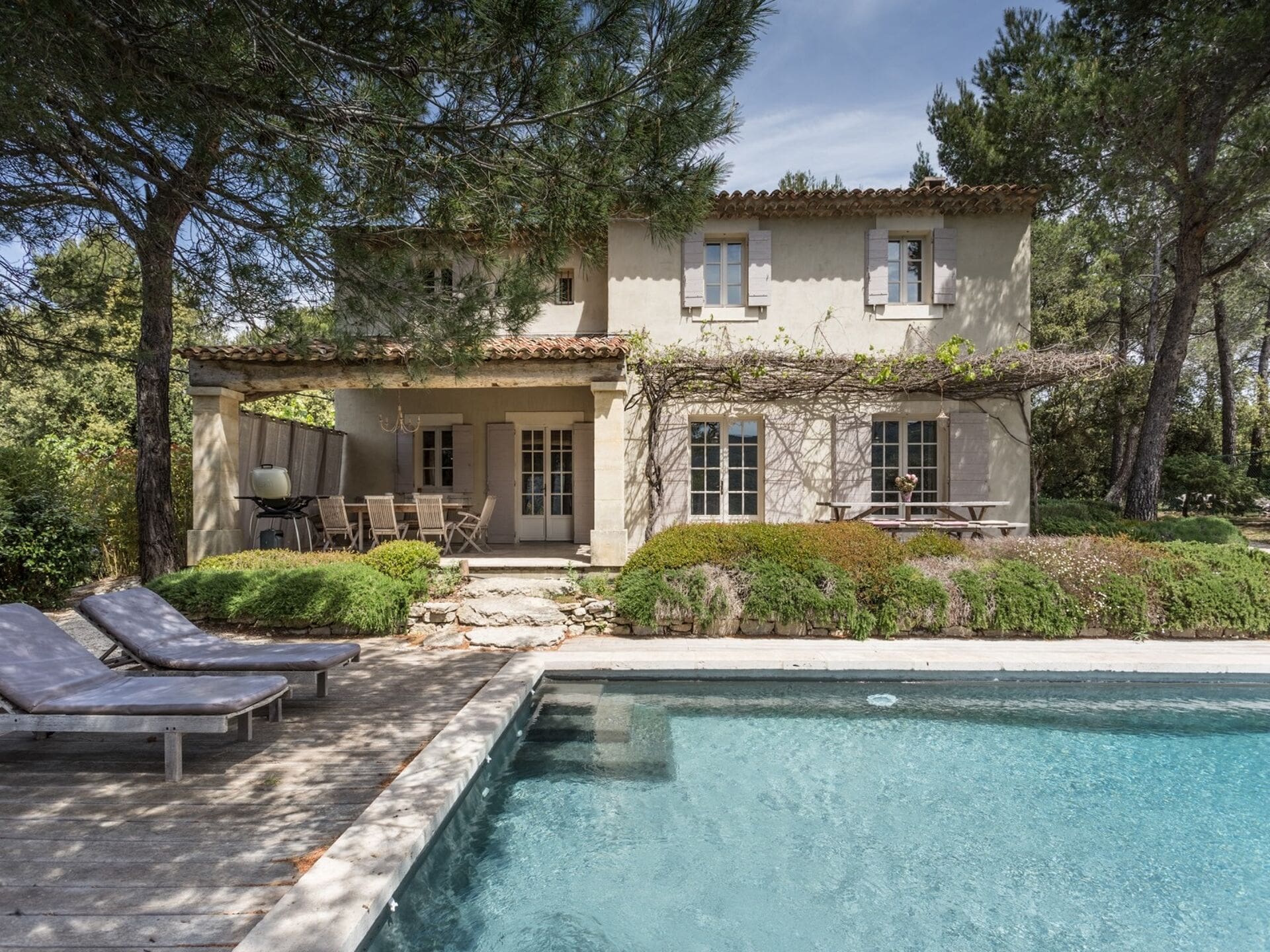 Mas Mistral Vaucluse Provence 16: 4-Bedroom Luxury Apartment with Private Pool, Vaucluse