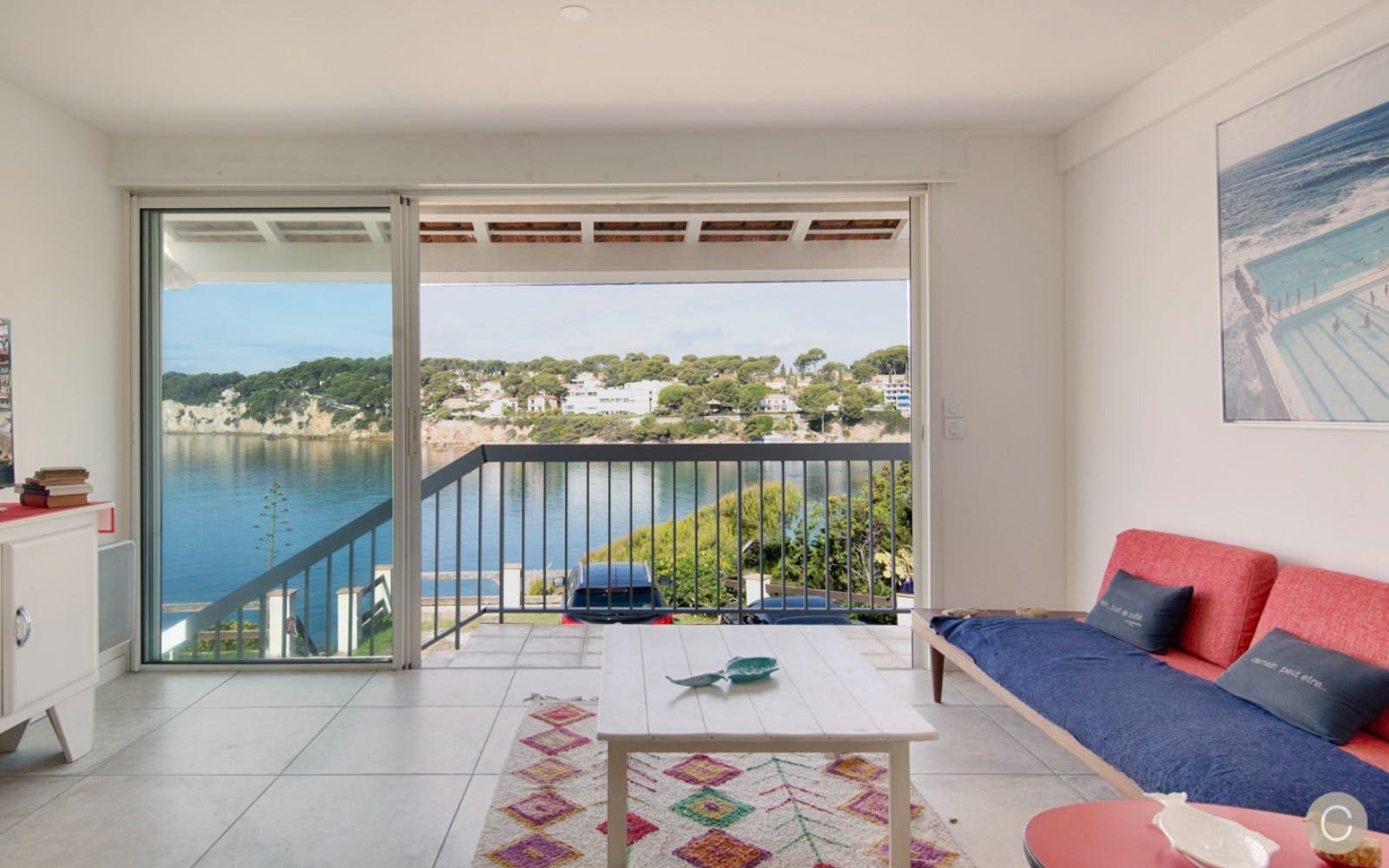 Mas Portissol Toulon: Luxury 3-Bedroom Apartment with Sea Views and Beach Access, Toulon