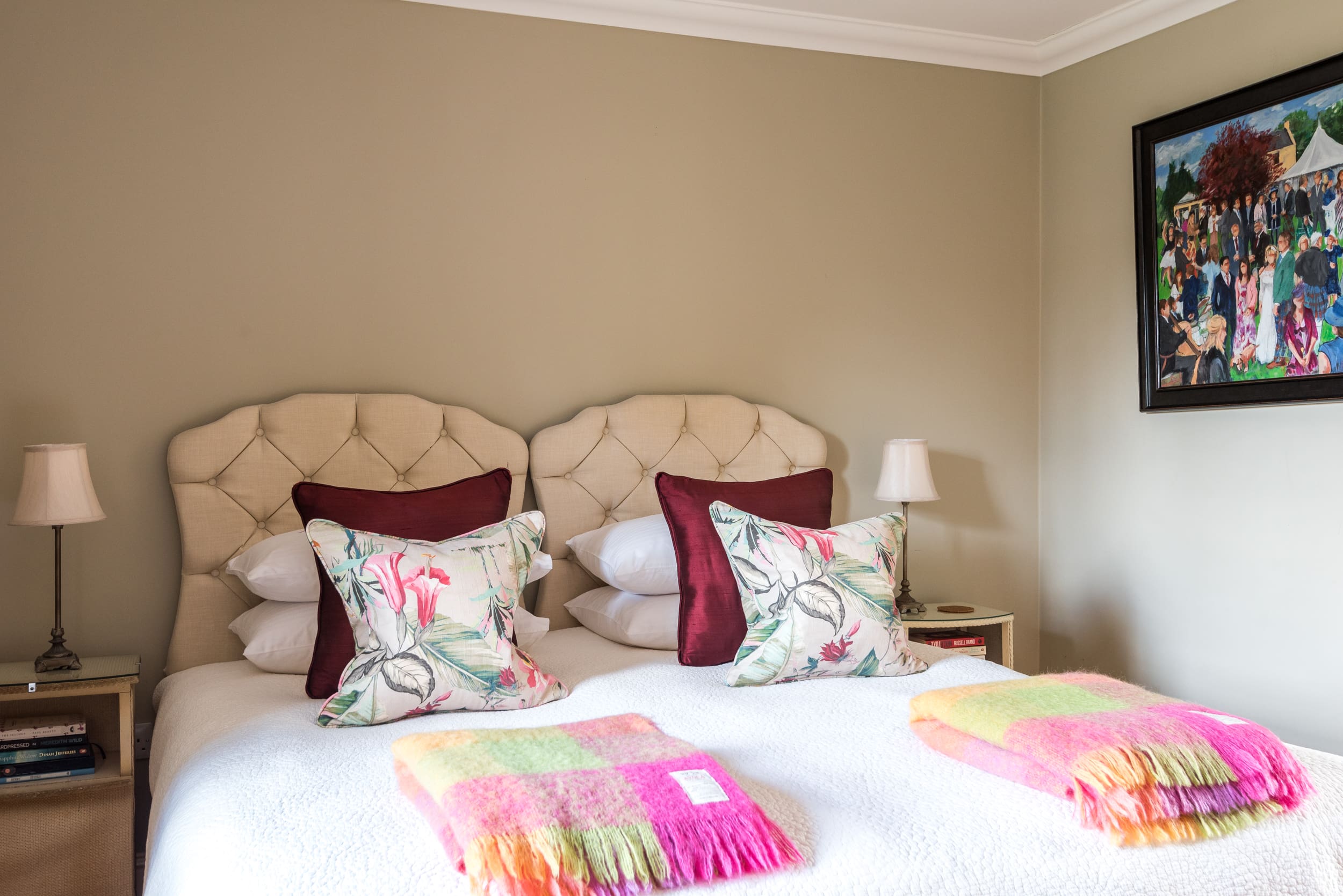 Millhouse Heritage House: Historic 5-Bedroom Luxury Apartment Rental Edinburgh with Hot Tub and Gardens