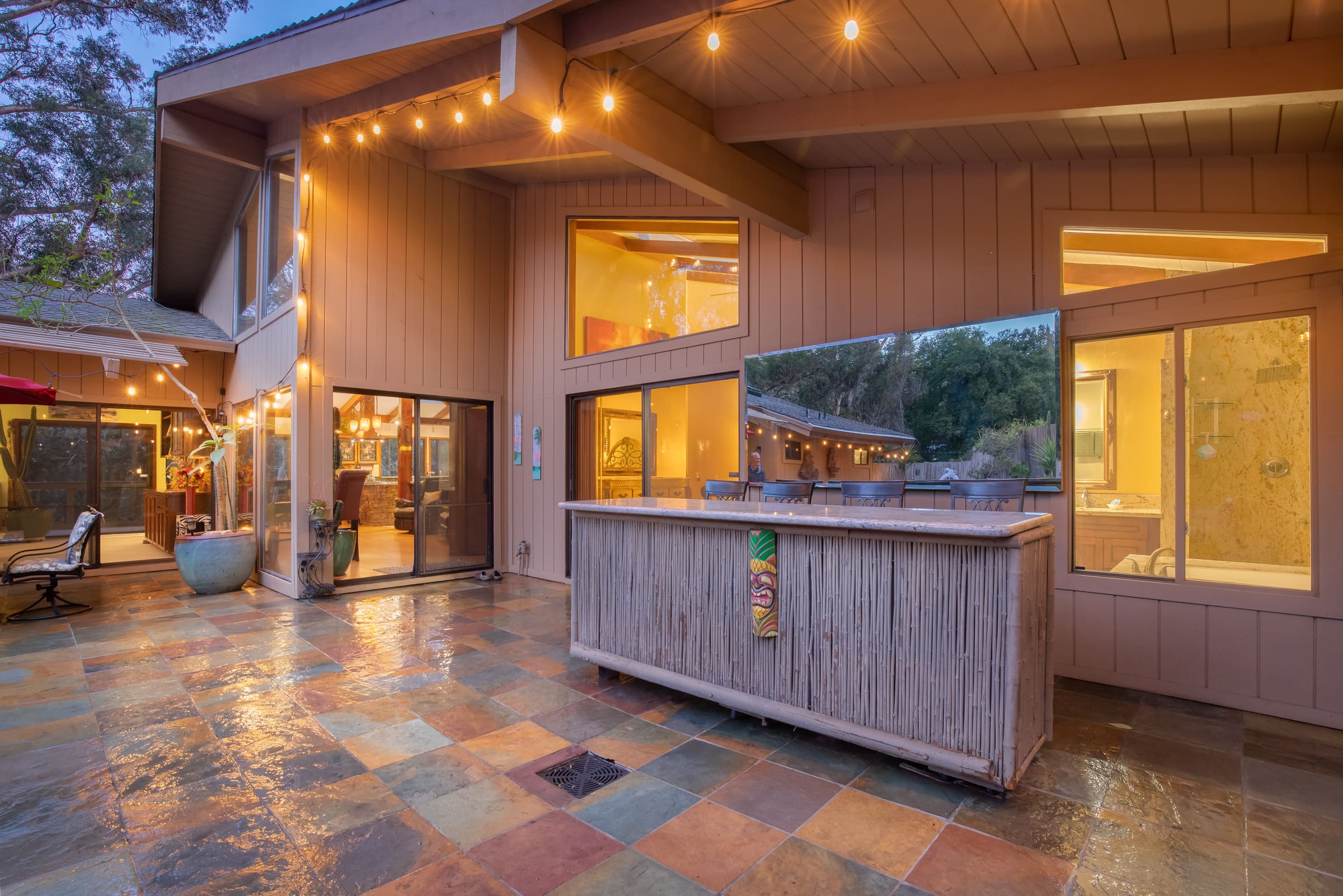 Pacific Ridge Retreat: 3-Bedroom Apartment Rental Santa Cruz with Pool and Ocean Views