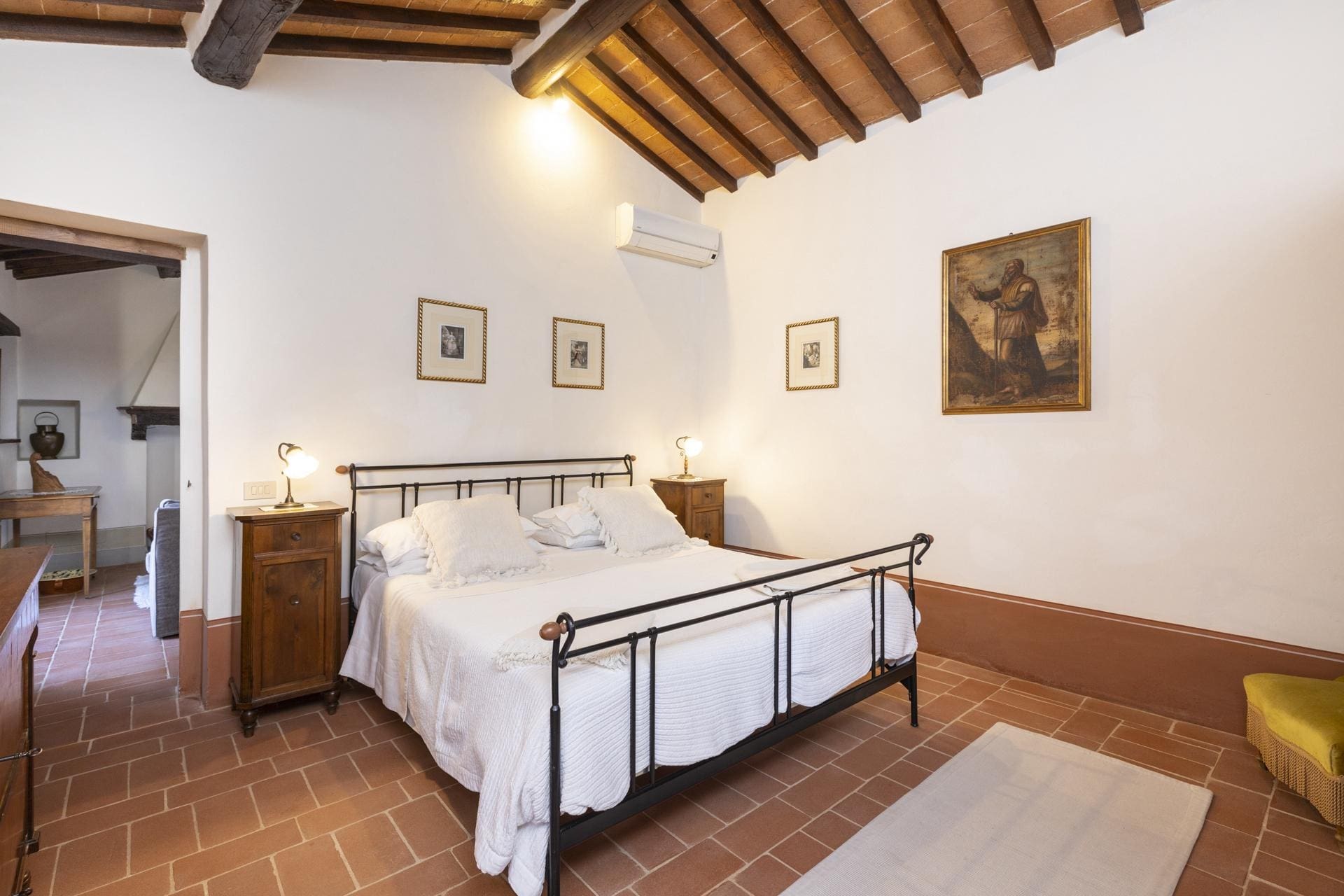Palazzo Baldelli Cortona Cortona: 3-Bedroom Luxury Apartment with Pool, Cortona