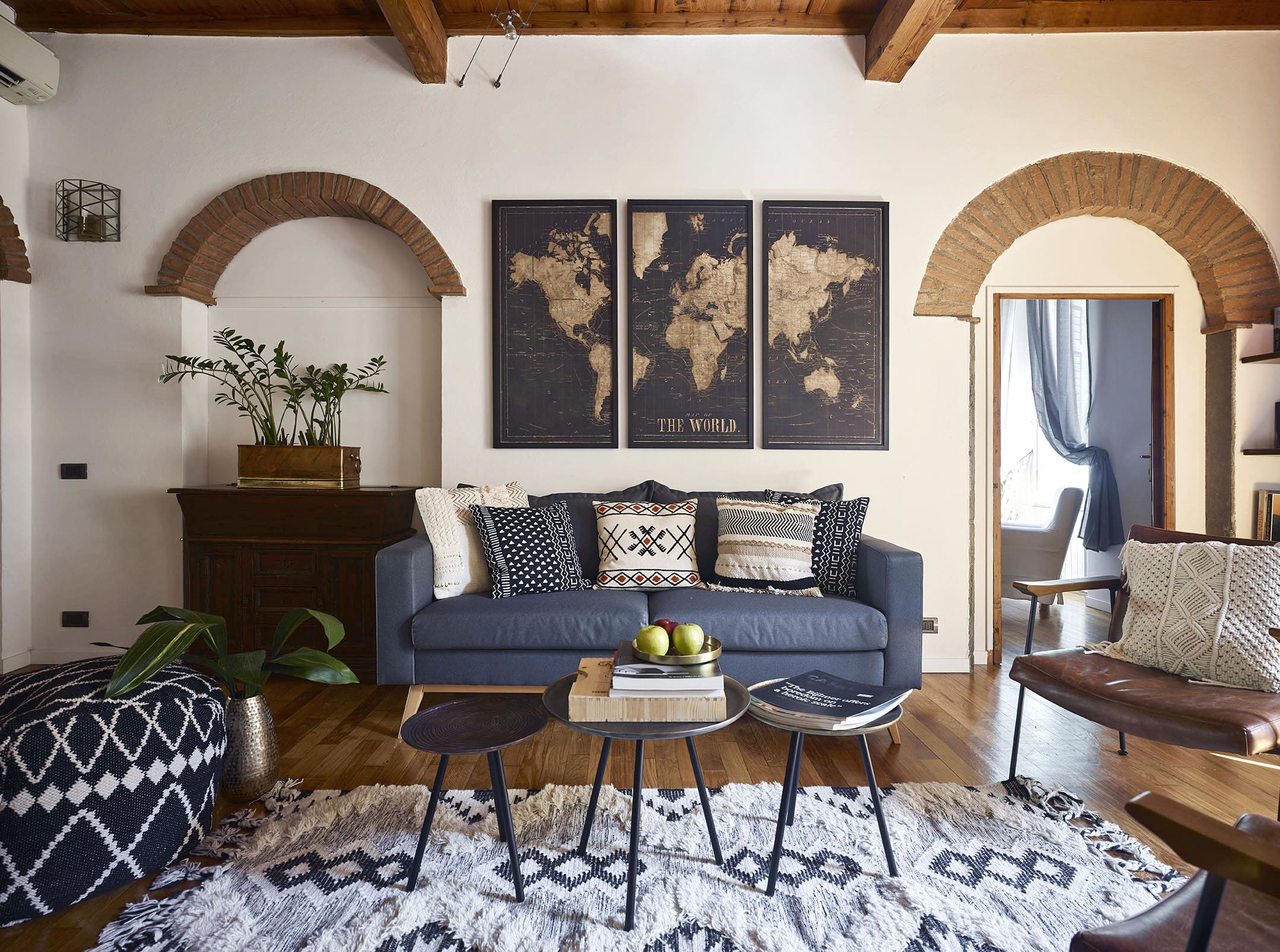 Palazzo Battistero Firenze: Spacious 5-Bedroom Luxury Apartment near Duomo, Florence