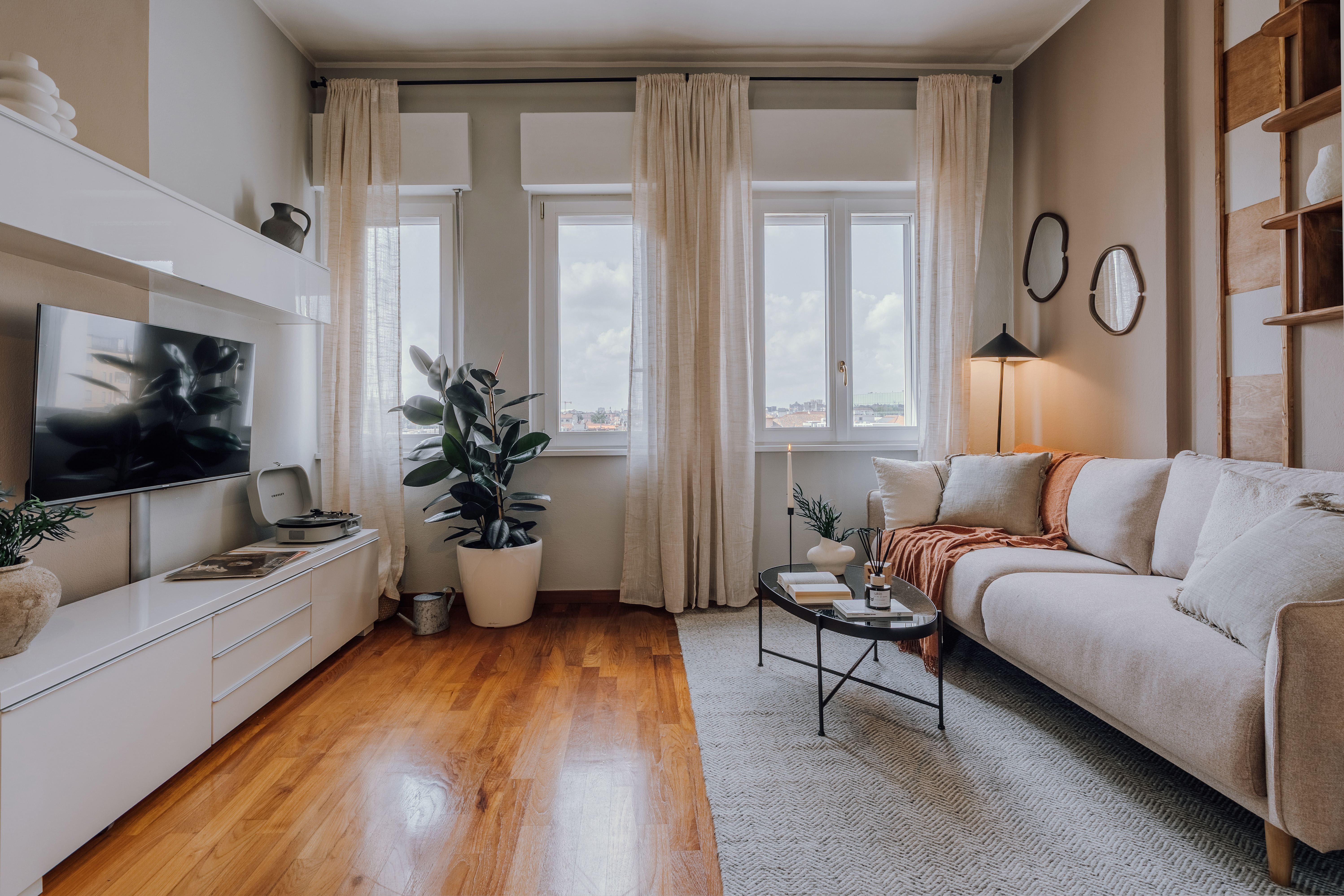 Palazzo Bricocca Milan: 2-Bedroom Luxury Apartment with Skyline Views, Milan