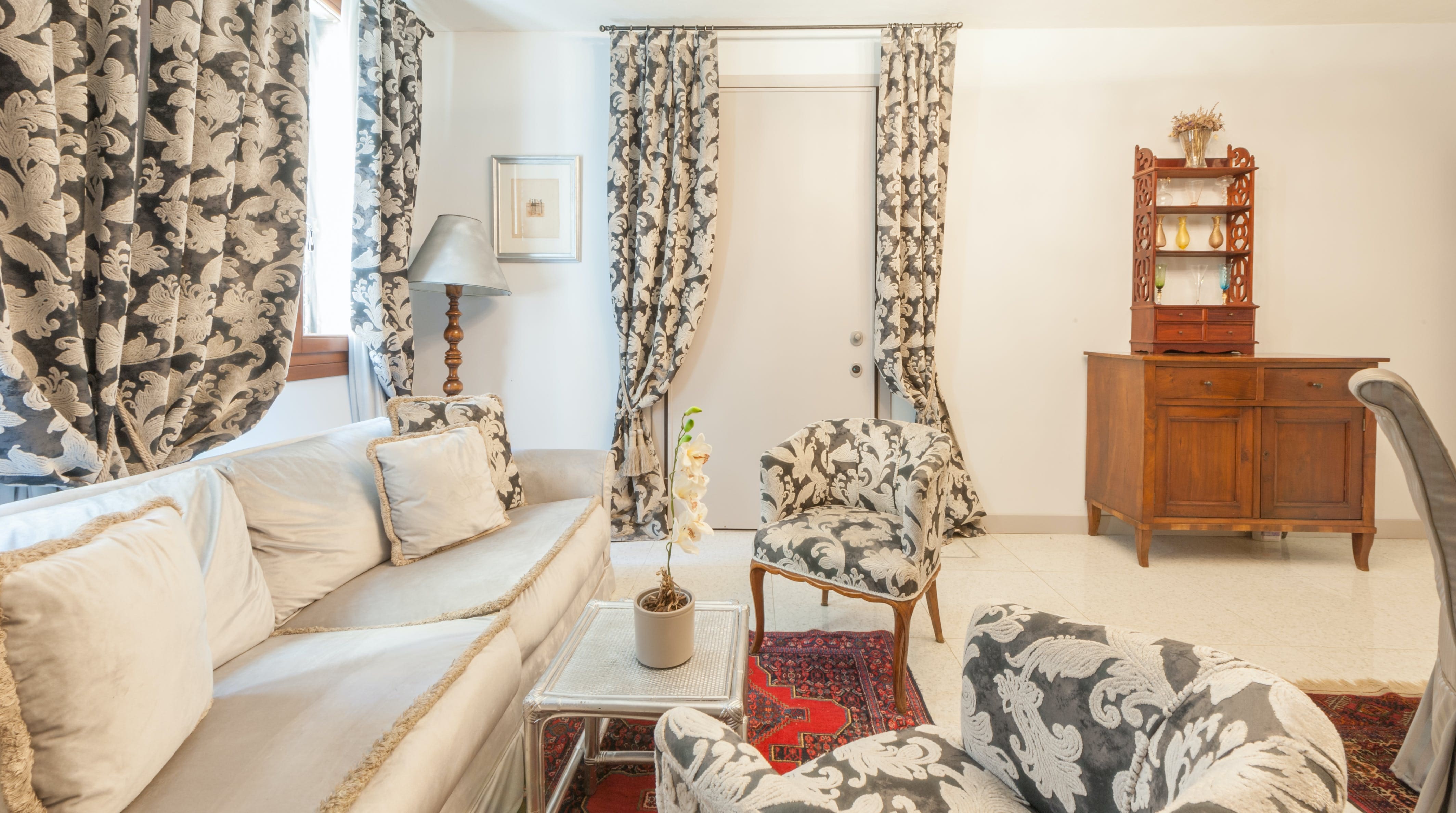 Palazzo Campiello SanMarco: Elegant 1-Bedroom Luxury Apartment with Seaview, San Marco Venice