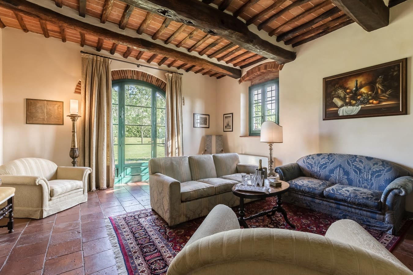 Palazzo Castagneto Tuscany: 7-Bedroom Luxury Apartment with Pool, Tuscany