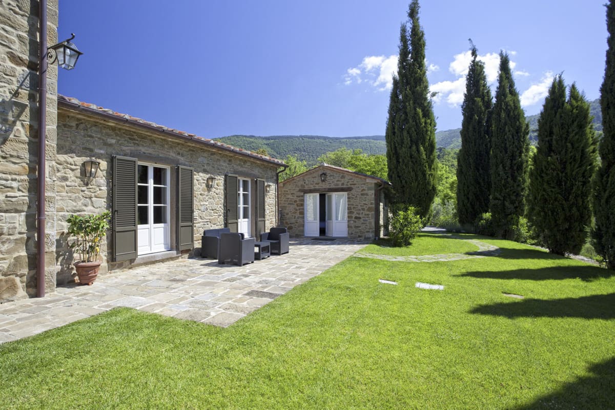 Palazzo Chiana Cortona: Luxury 5-Bedroom Apartment with Pool and Countryside Views, Tuscany