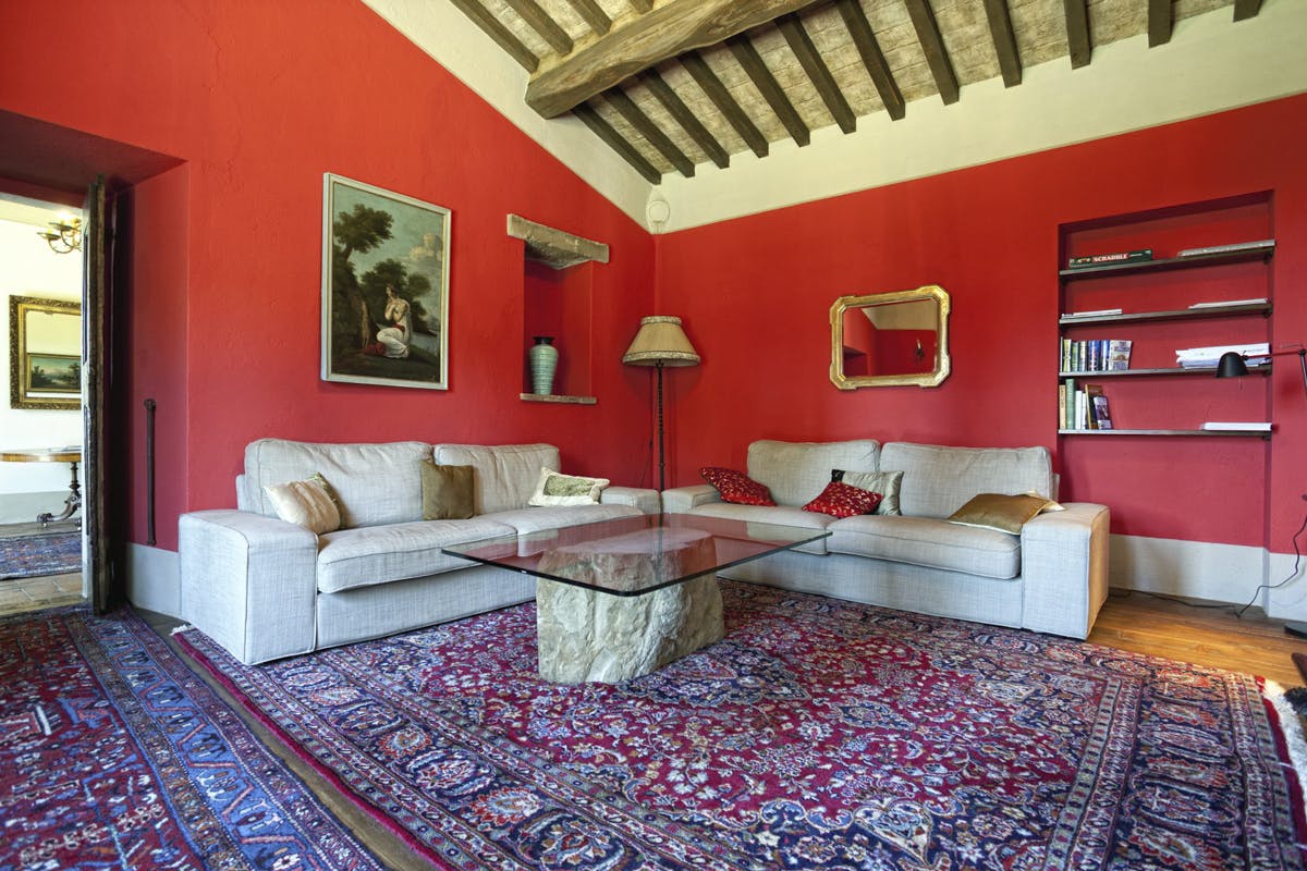 Palazzo Chiana Cortona: Luxury 5-Bedroom Apartment with Pool and Countryside Views, Tuscany