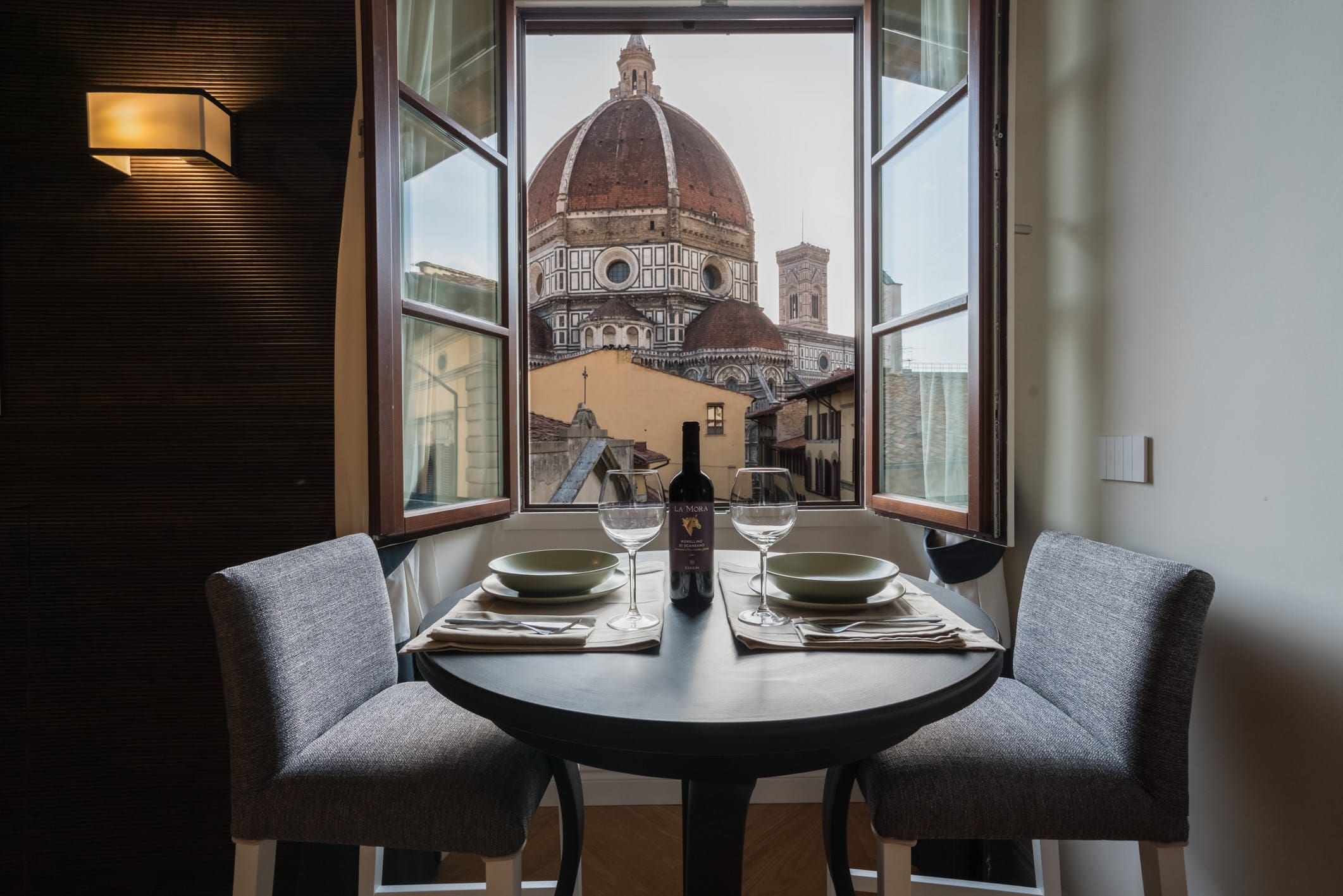 Palazzo Chimenti Florence: Luxury 1-Bedroom Apartment with Duomo Views, Florence