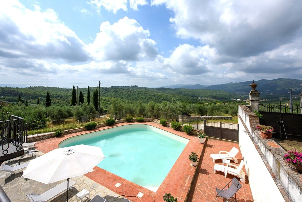 Palazzo Cipresso Coverciano Coverciano: Elegant 8-Bedroom Apartment with Pool, Coverciano