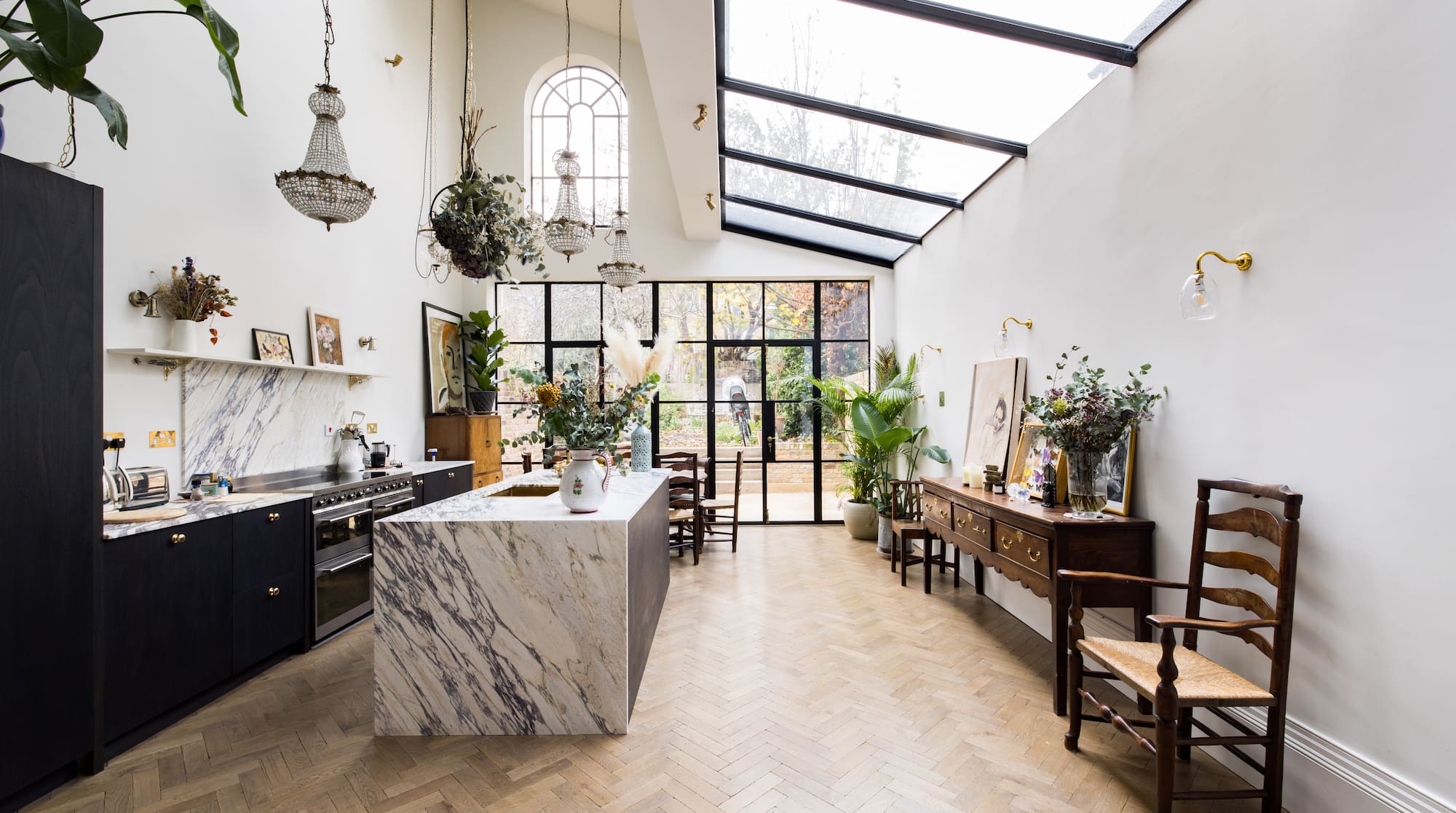 Palazzo di Hackney: Stunning Luxury Apartment with Garden in Hackney