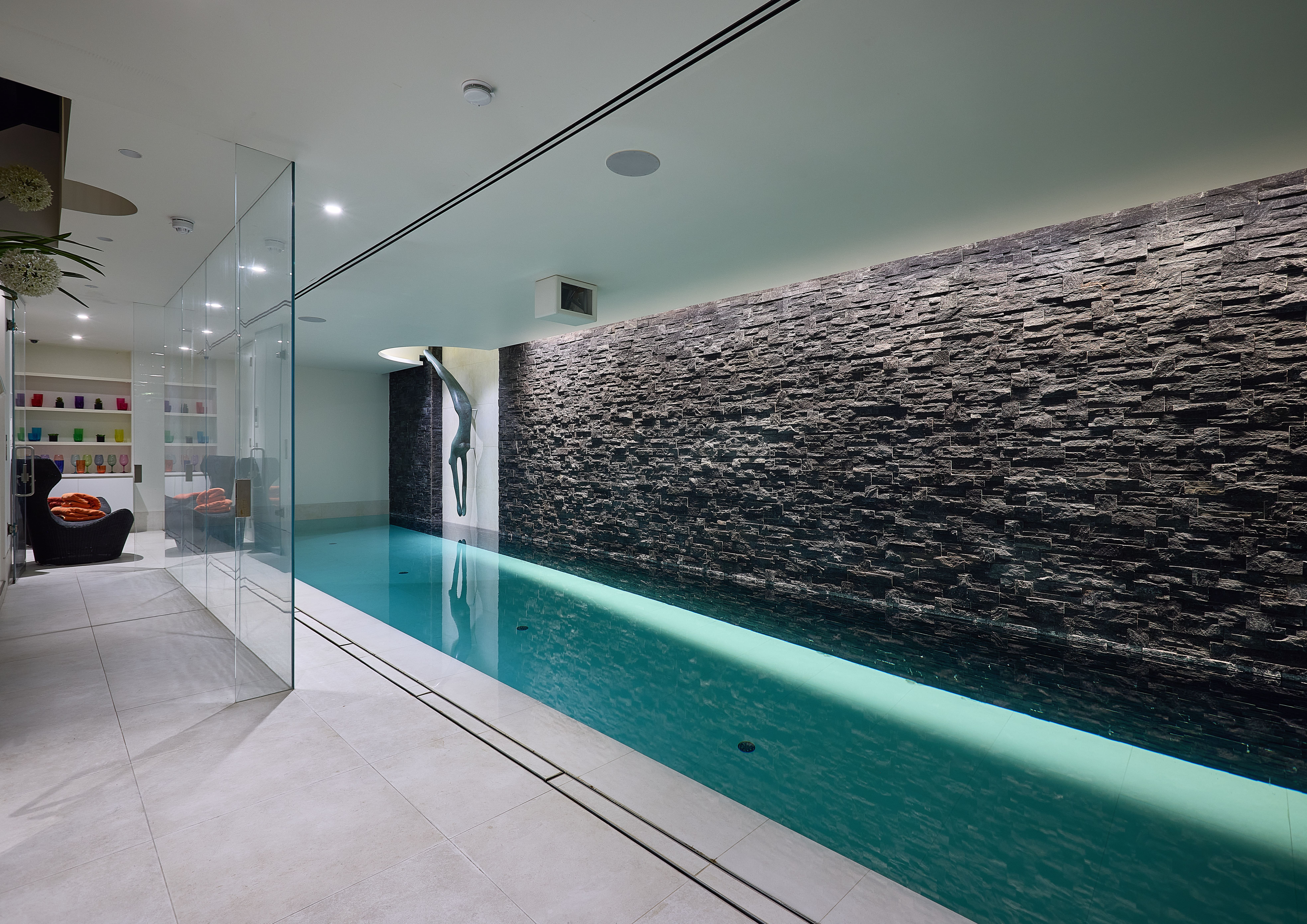 Palazzo di Mayfair: Luxury Townhouse with Private Pool and Sauna, Mayfair