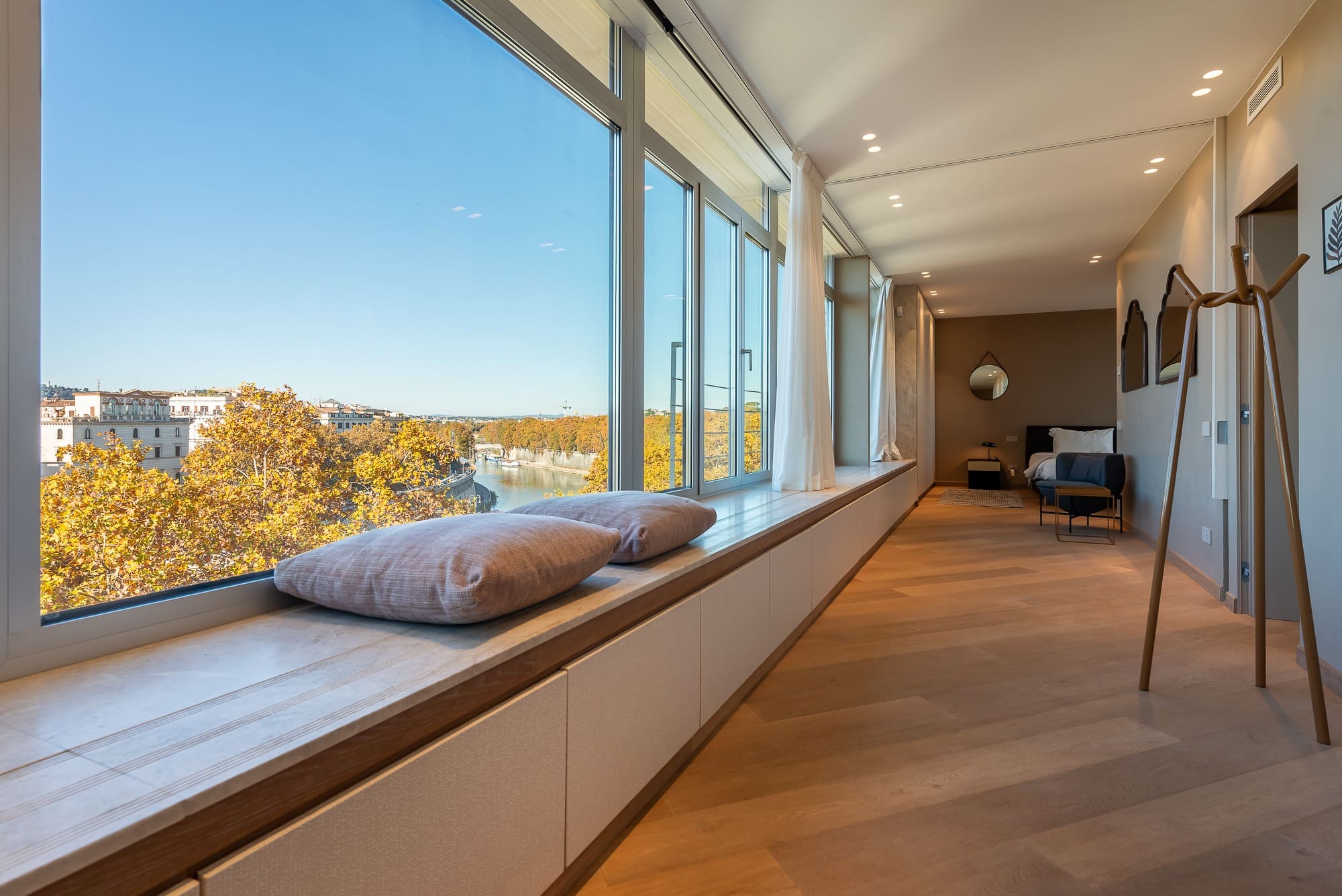 Palazzo Gianicolo Navona: Chic 1-Bedroom Apartment with Rooftop Terrace, Navona, Rome