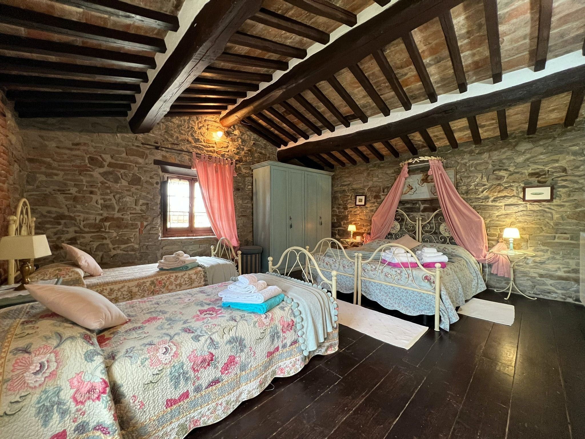 Palazzo Girifalco Cortona Cortona: 5-Bedroom Luxury Apartment with Pool and Hot Tub, Tuscany