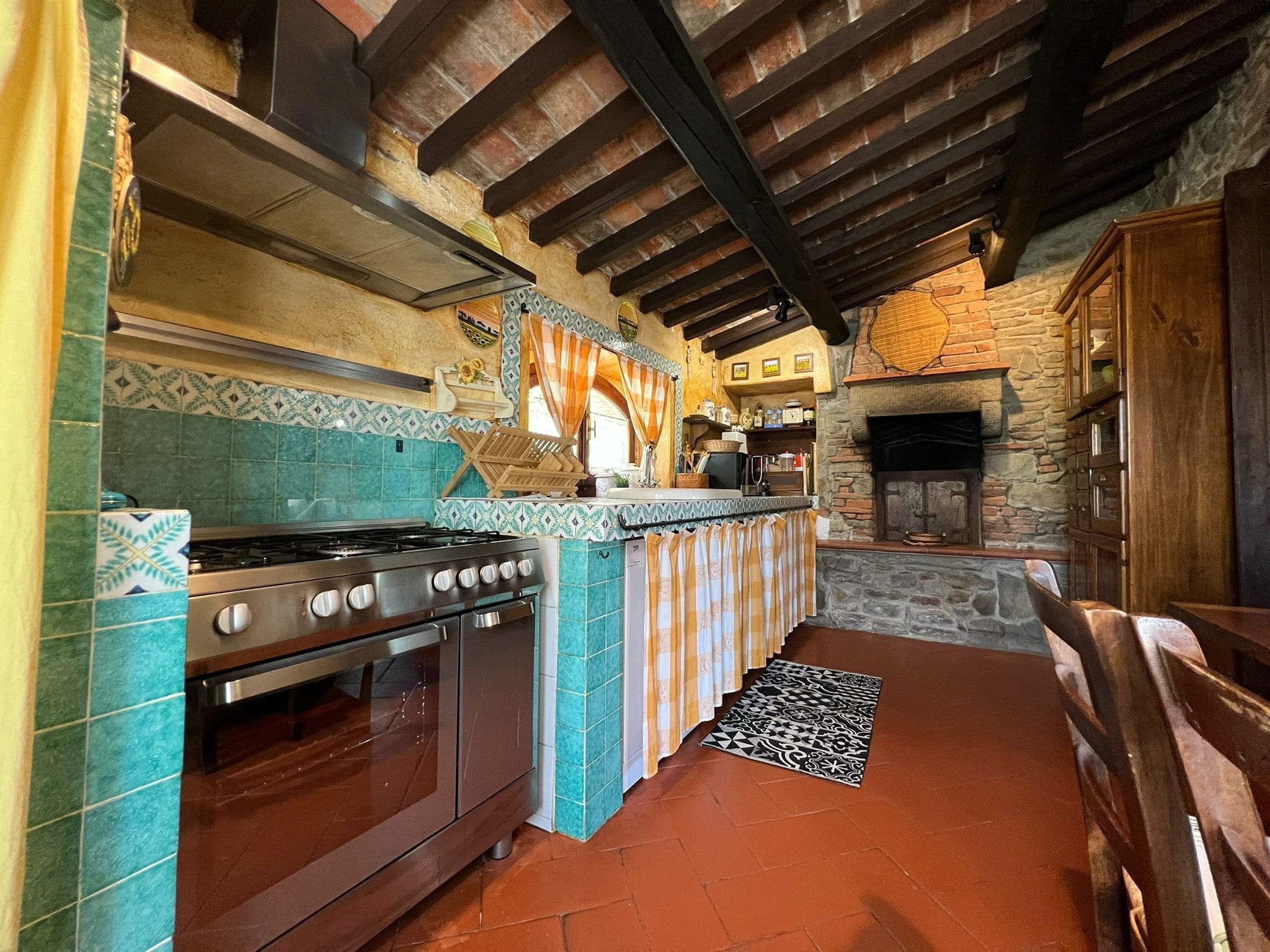 Palazzo Girifalco Cortona Cortona: 5-Bedroom Luxury Apartment with Pool and Hot Tub, Tuscany