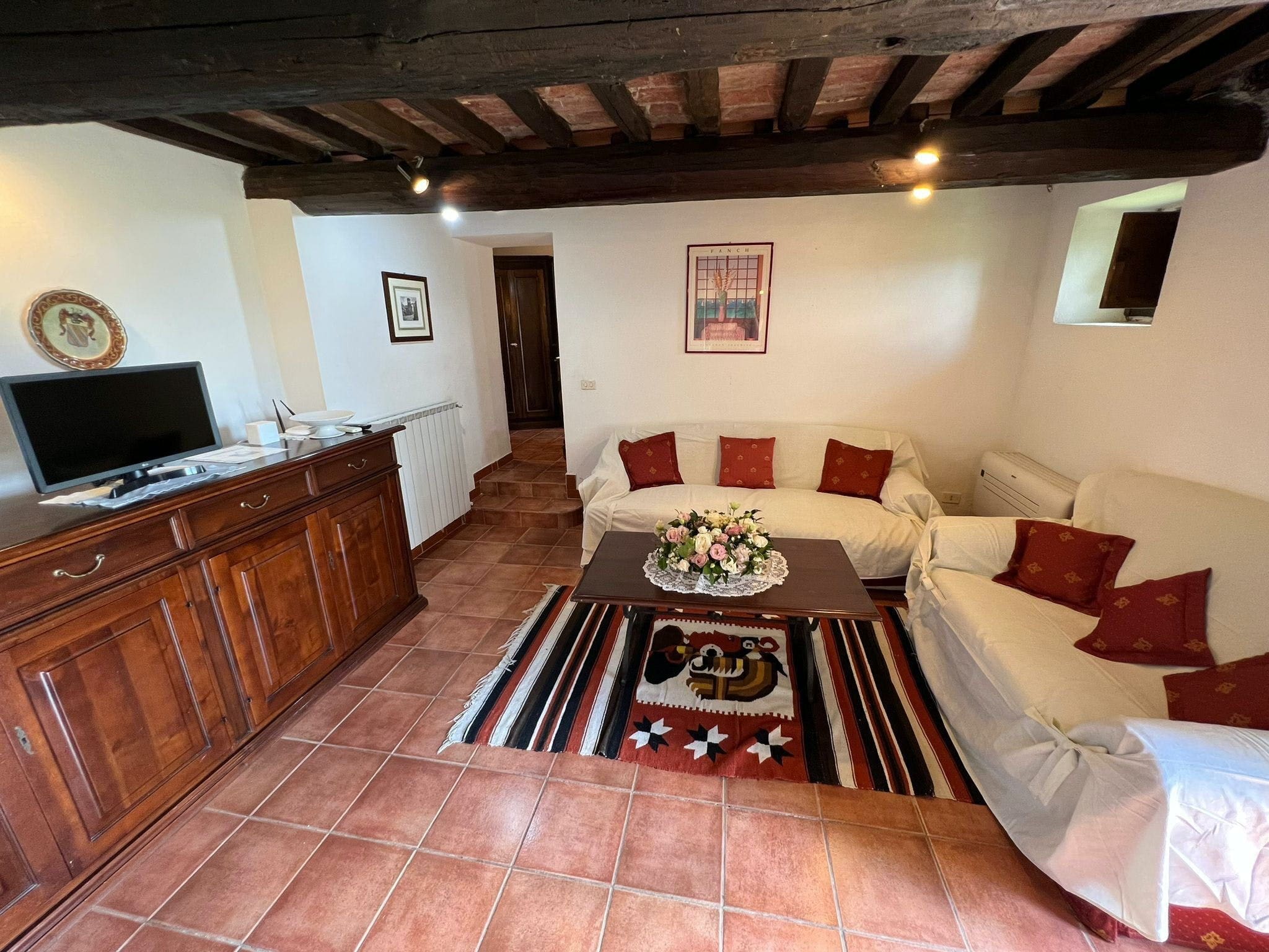 Palazzo Girifalco Cortona Cortona: 5-Bedroom Luxury Apartment with Pool and Hot Tub, Tuscany