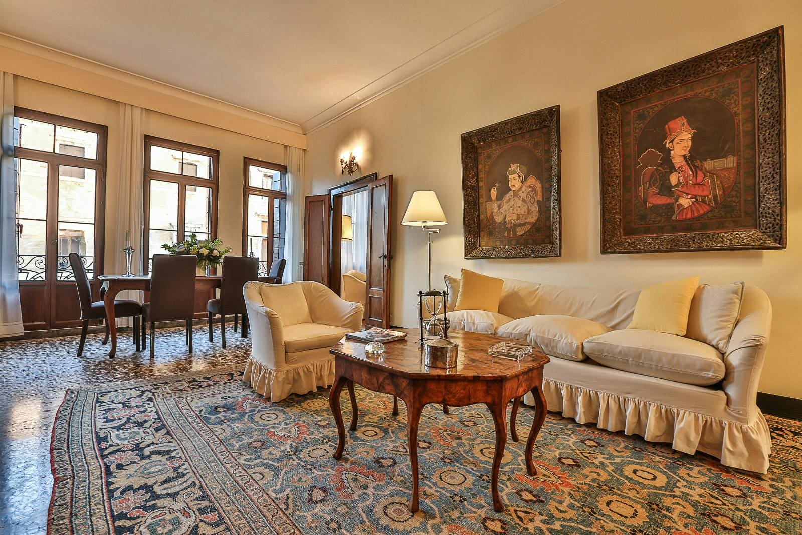 Palazzo Greci San Marco: Spacious 4-Bedroom Apartment with Canal Views, San Marco