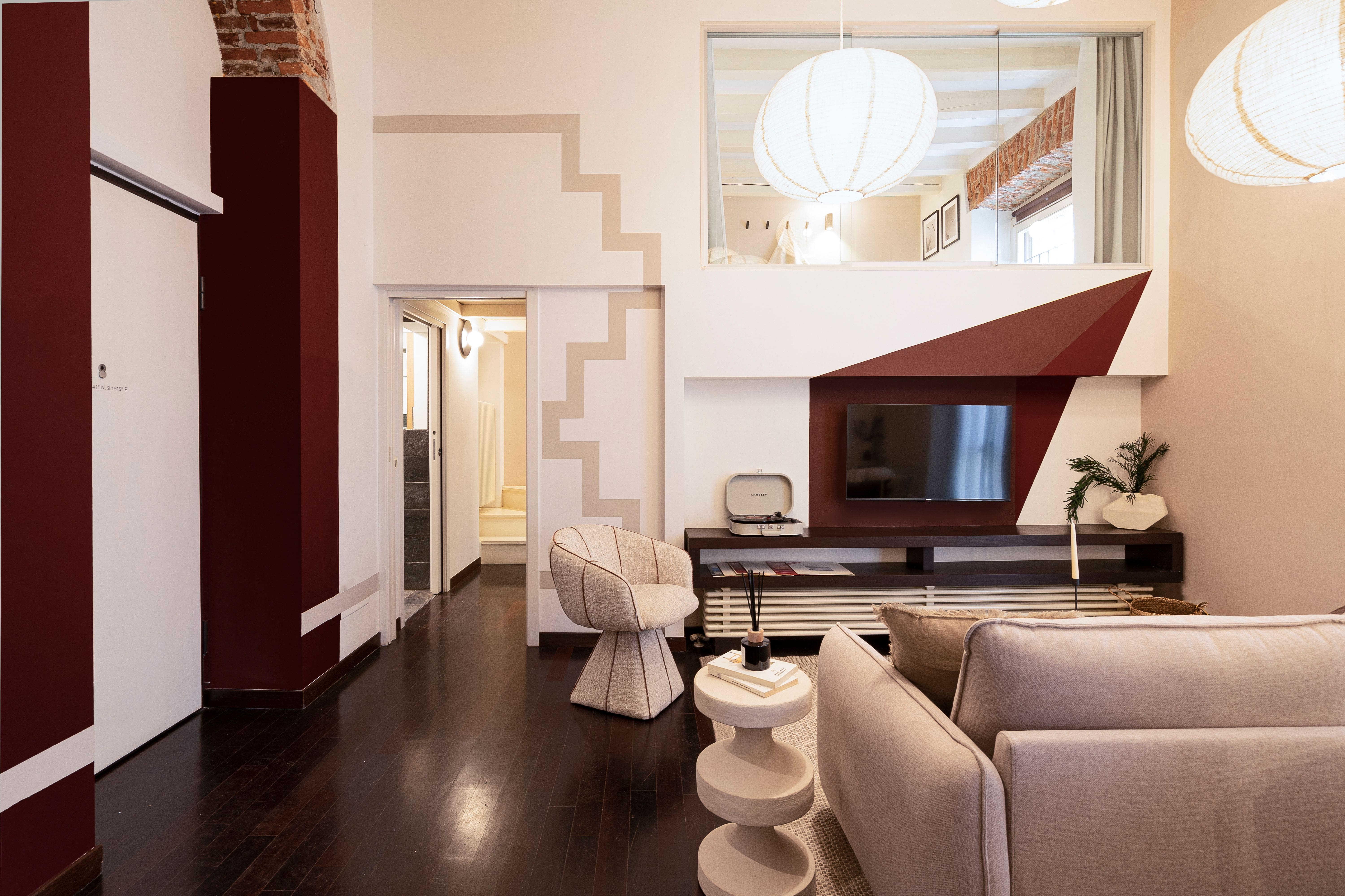 Palazzo Guastalla Milan: Elegant 2-Bedroom Apartment with Study Area, Guastalla Milan