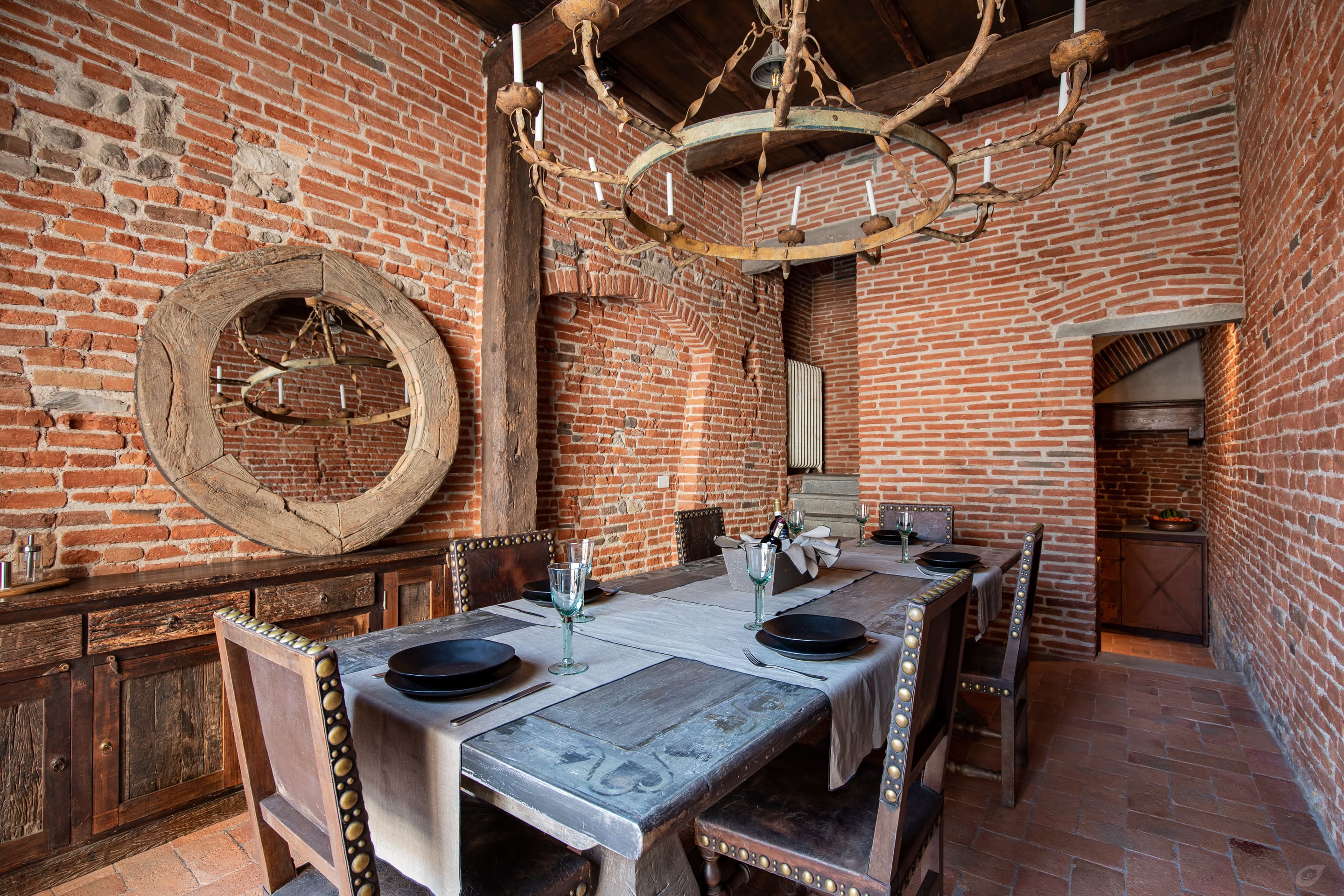 Palazzo Guinigi Lucca Lucca 4: Luxury 3-Bedroom Apartment with Historic Charm, Lucca