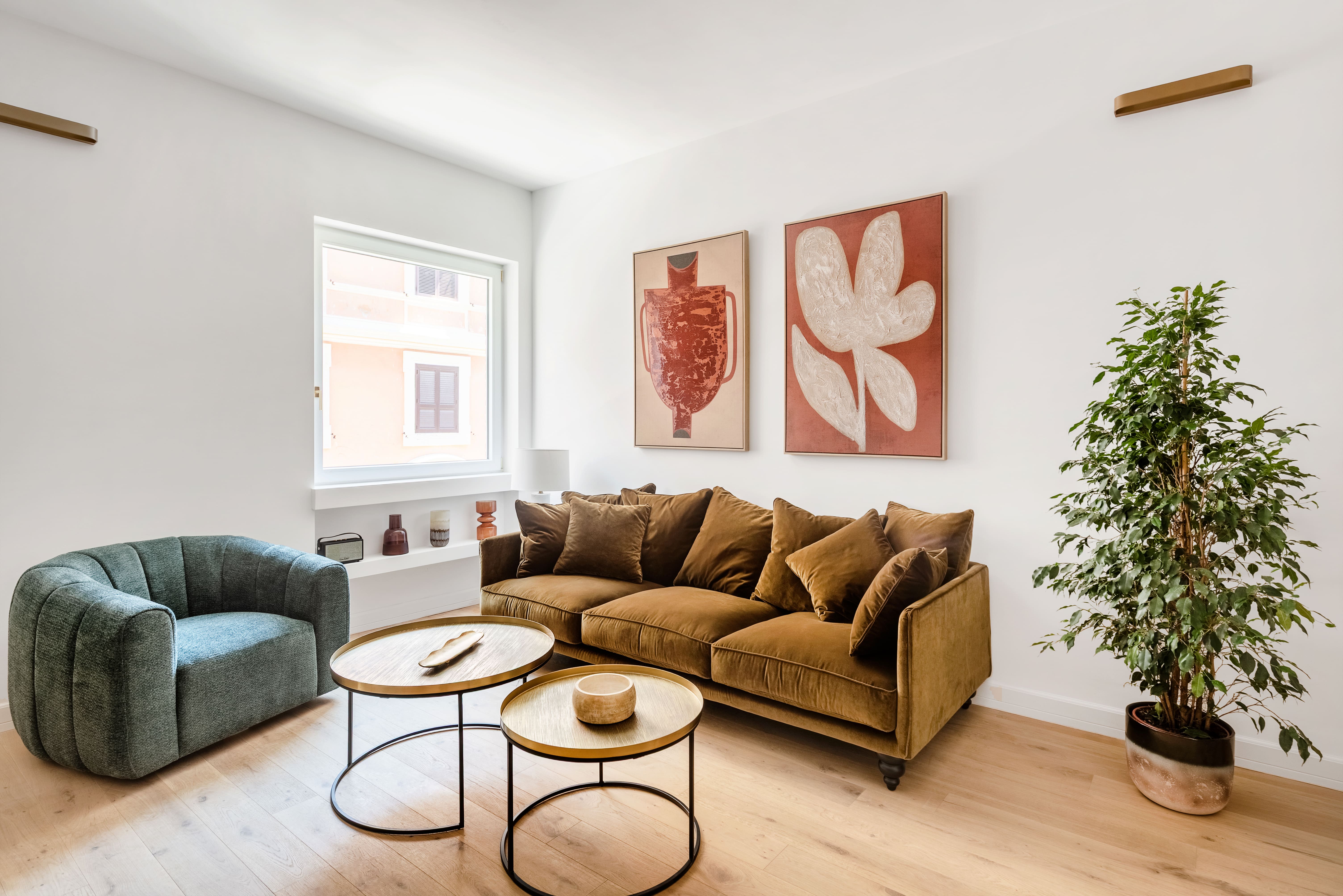 Palazzo Lungaretta Trastevere: Spacious 3-Bedroom Luxury Apartment Ideal for Families, Trastevere