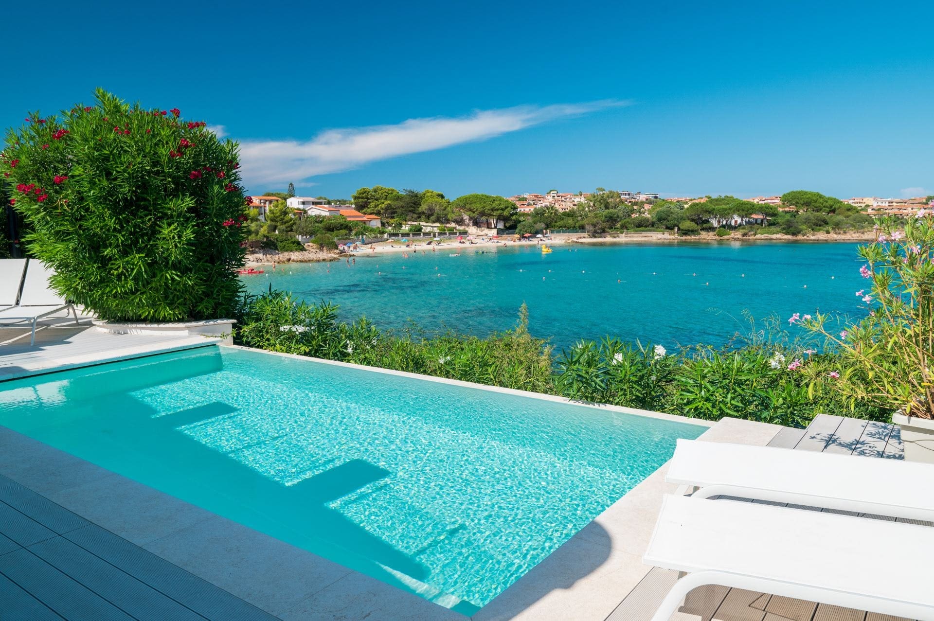 Palazzo Maestrale Sardinia: Luxury 6-Bedroom Beachfront Apartment with Pool, Sardinia