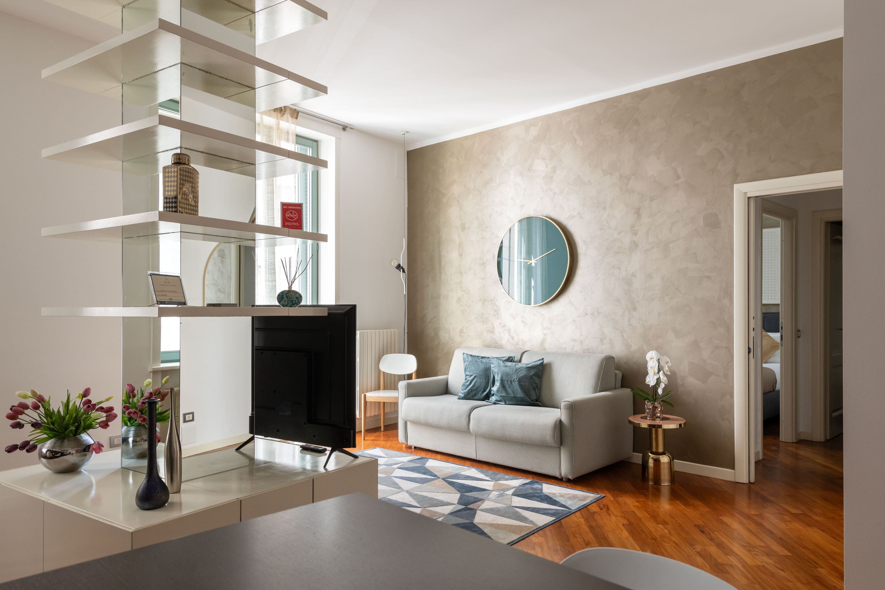 Palazzo Mercanti Milan: Luxury Apartment with Air-Con, 2 Bedrooms, Milan