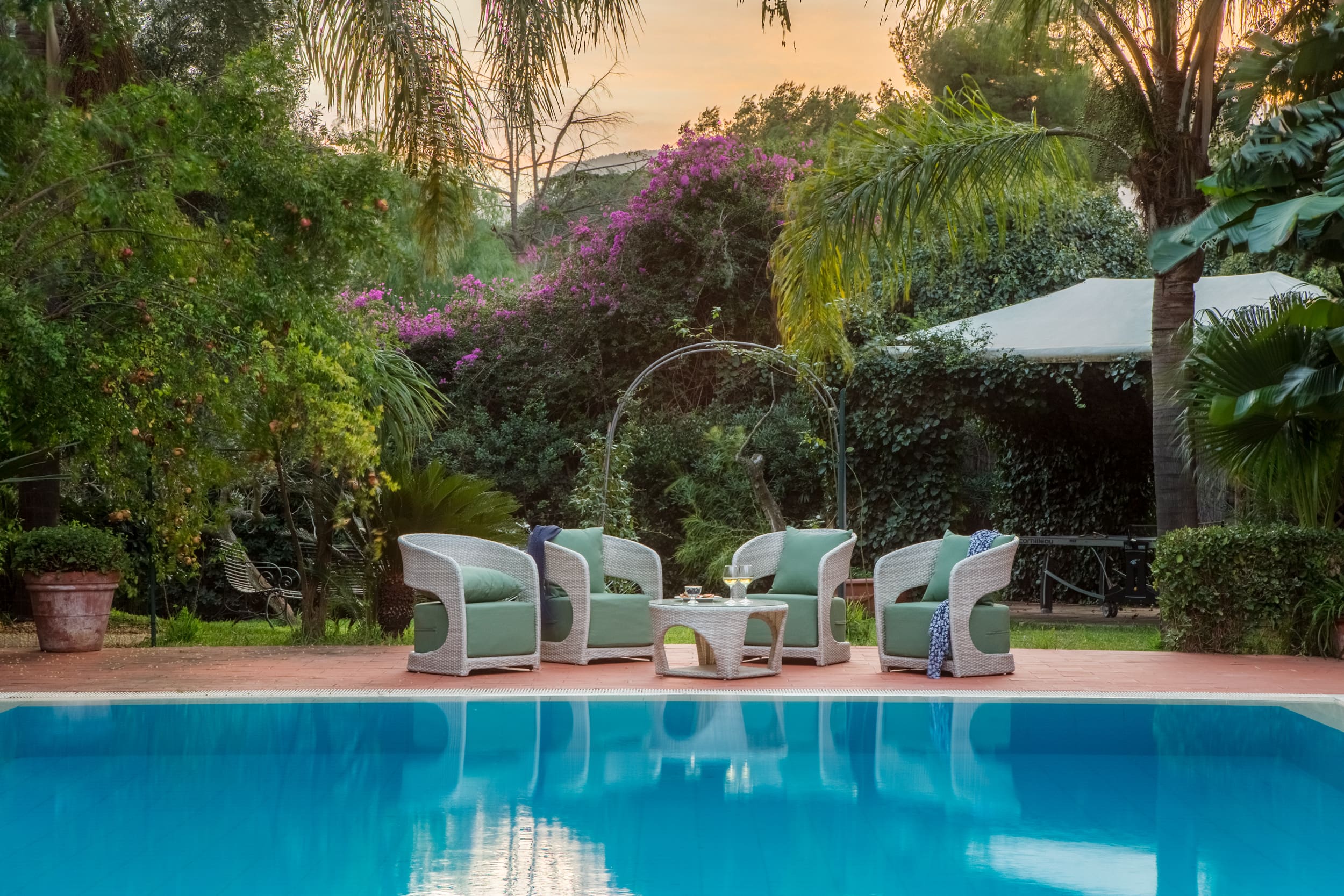 Palazzo Mondello Palermo: Spacious 5-Bedroom Luxury Apartment with Seaview, Palermo