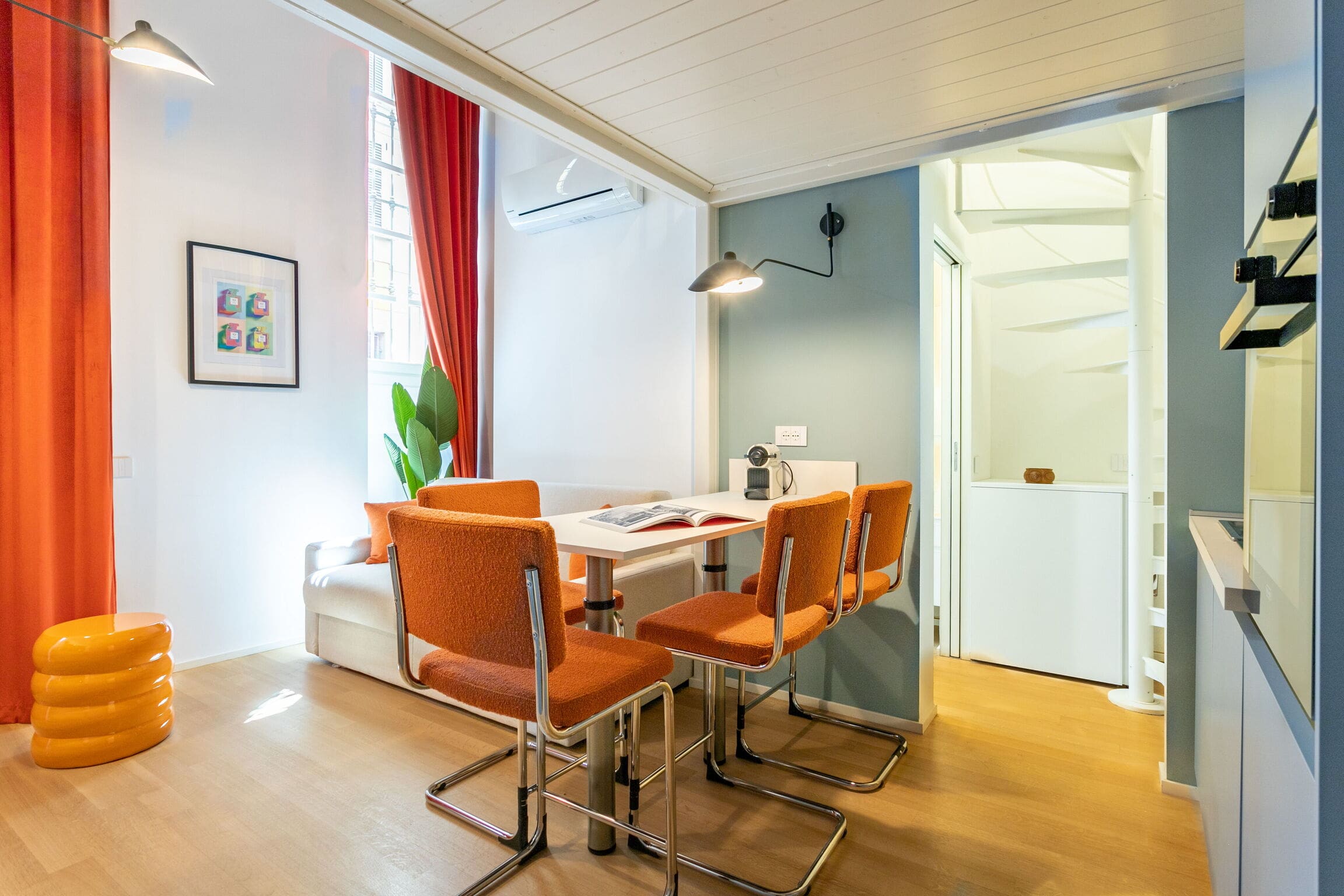 Palazzo Navigli Cinque Vie: Chic 1-Bedroom Apartment in Historic Milan, Cinque Vie