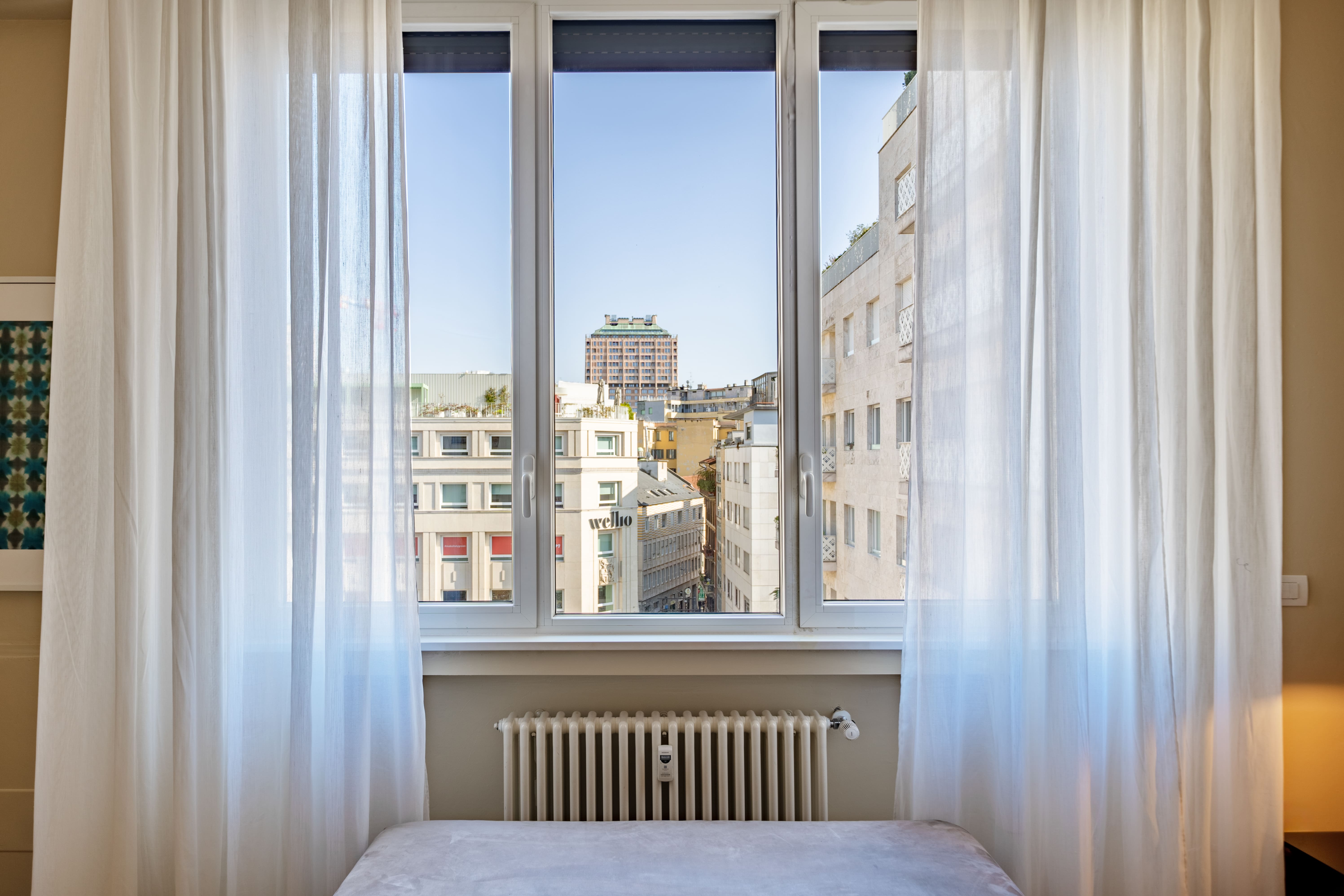 Palazzo Navigli Missori Missori: Spacious 3-Bedroom Apartment in Central Milan, Missori