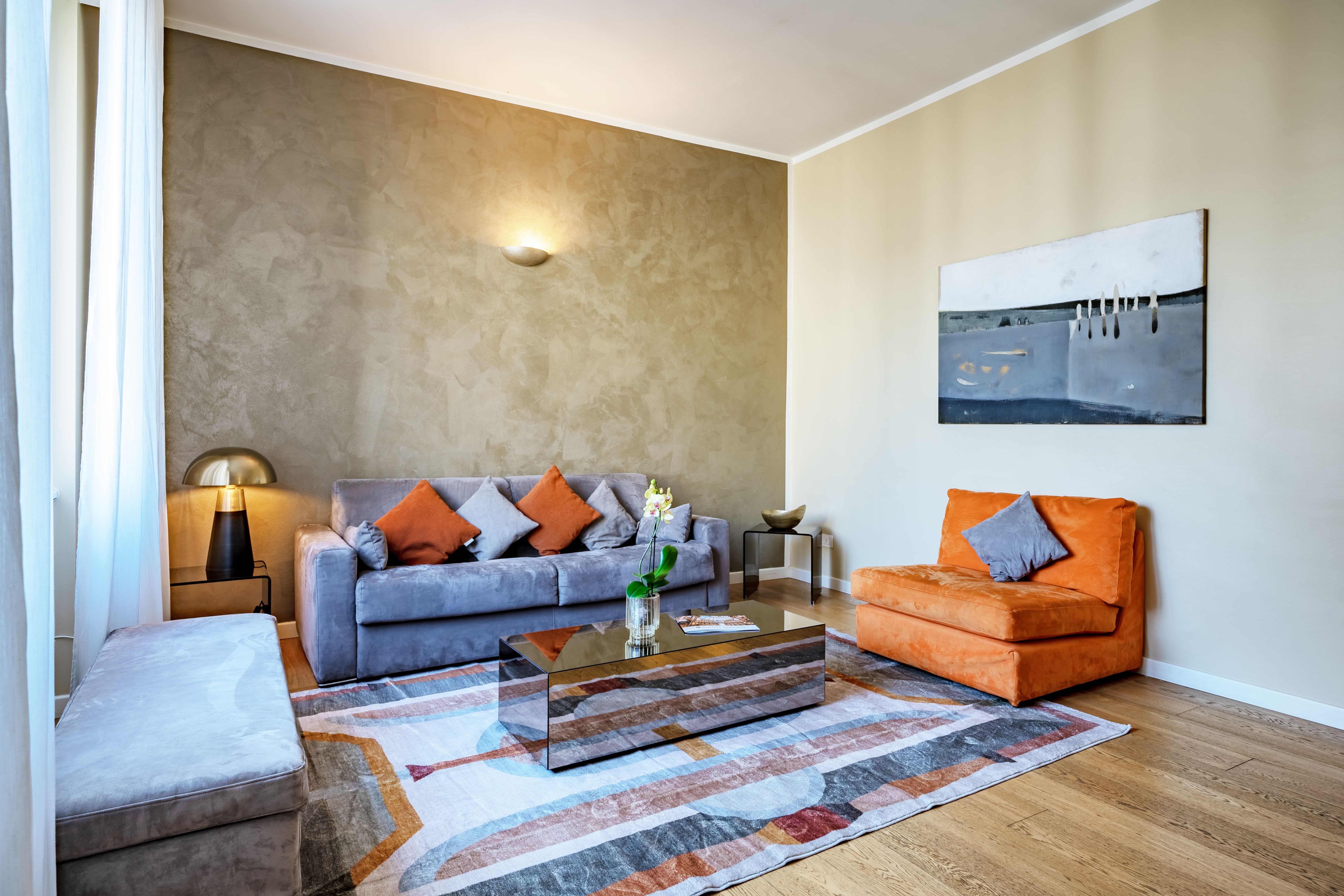 Palazzo Navigli Missori Missori: Spacious 3-Bedroom Apartment in Central Milan, Missori