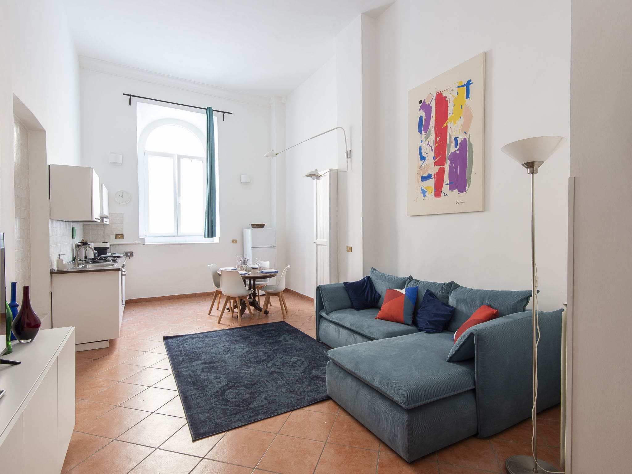 Palazzo Oppio Roma: Elegant 2-Bedroom Historic Apartment in Rome’s Historic Center Near Colosseum
