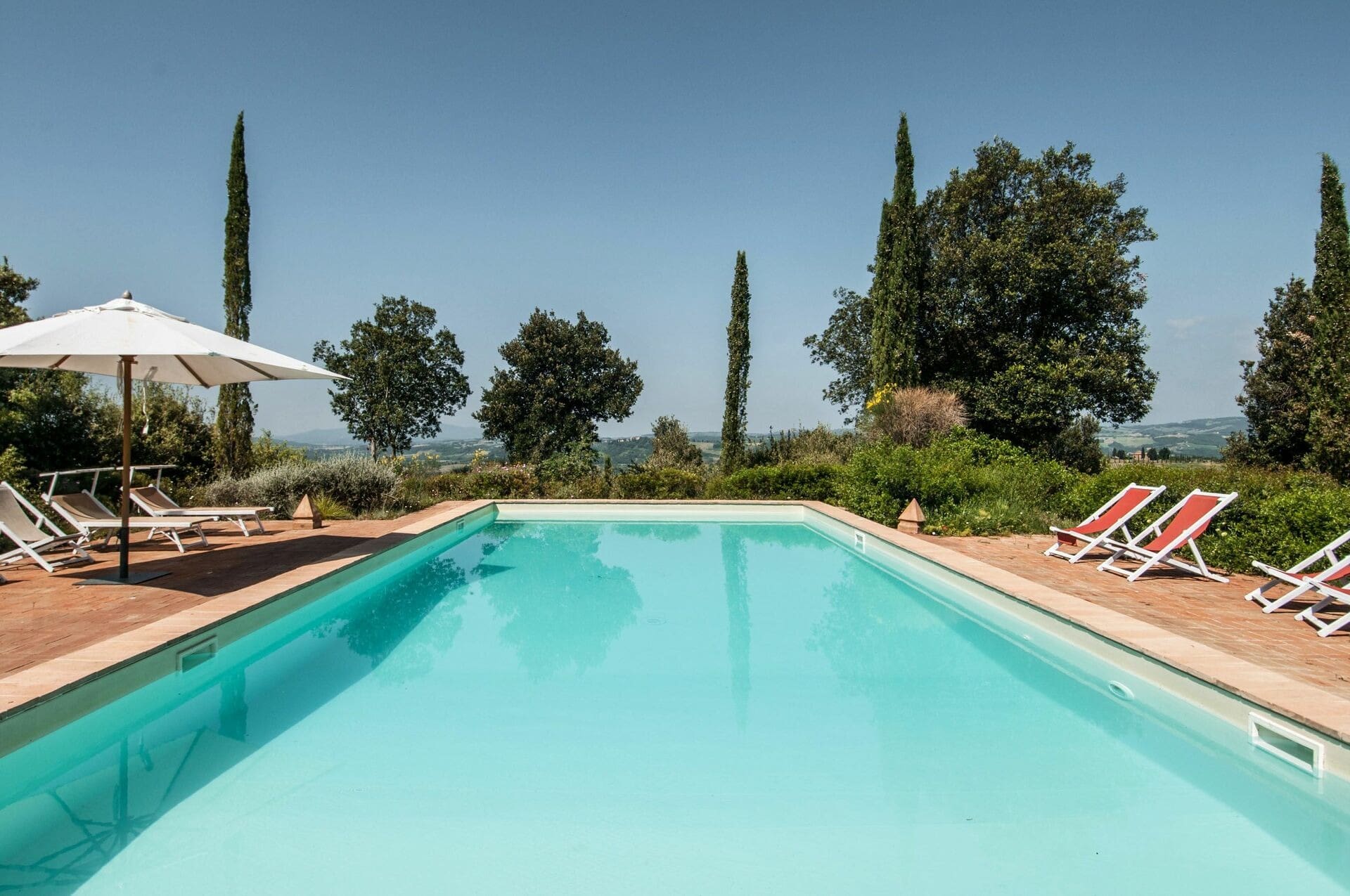 Palazzo Orcia Montalcino: Elegant 6-Bedroom Apartment with Private Pool, Tuscany
