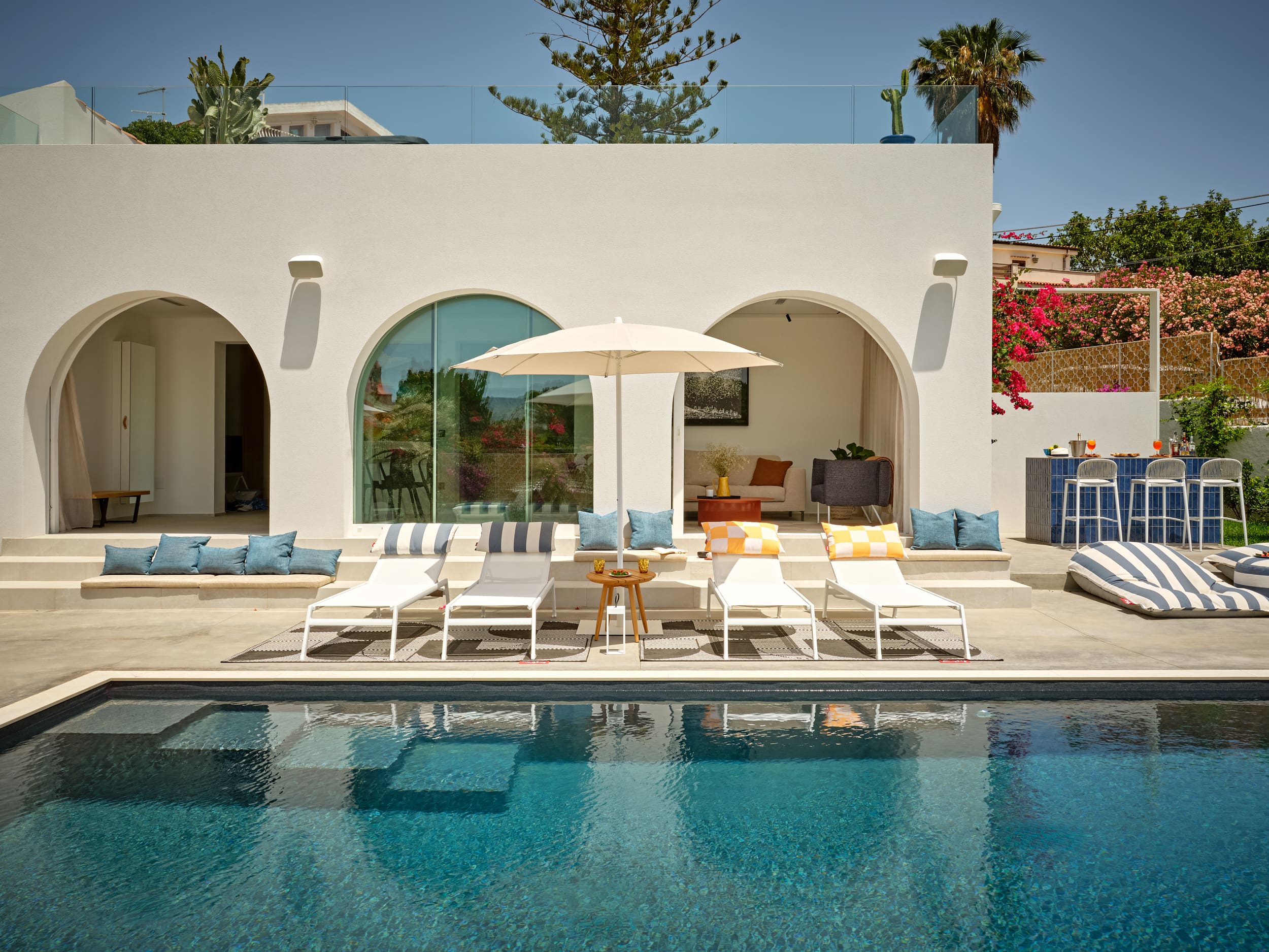 Palazzo Plemmirio Syracuse Syracuse: Luxury 3-Bedroom Apartment with Infinity Pool and Seaview, Syracuse