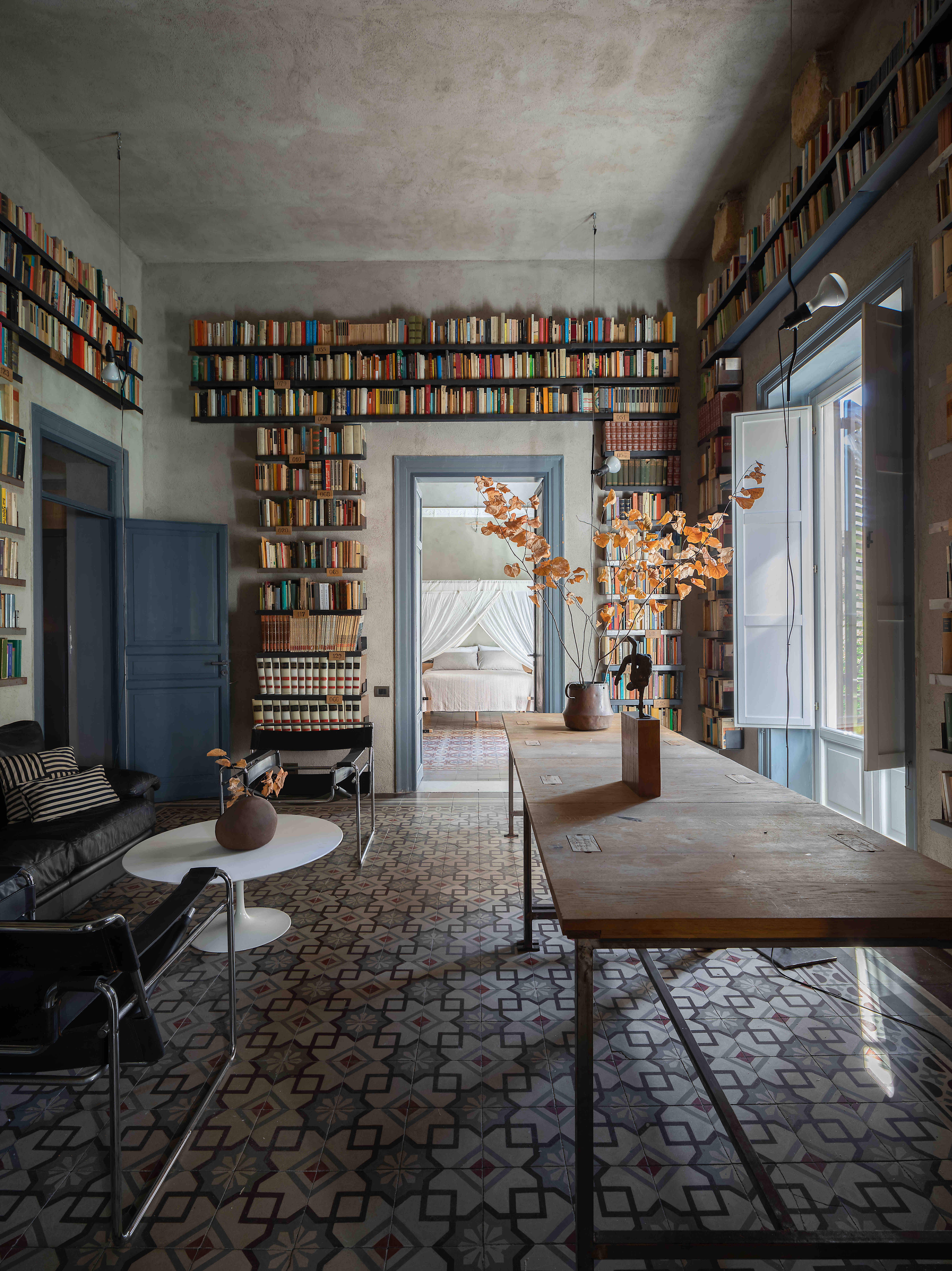 Palazzo Politeama Palermo: Stylish 3-Bedroom Apartment with Seaviews, Palermo