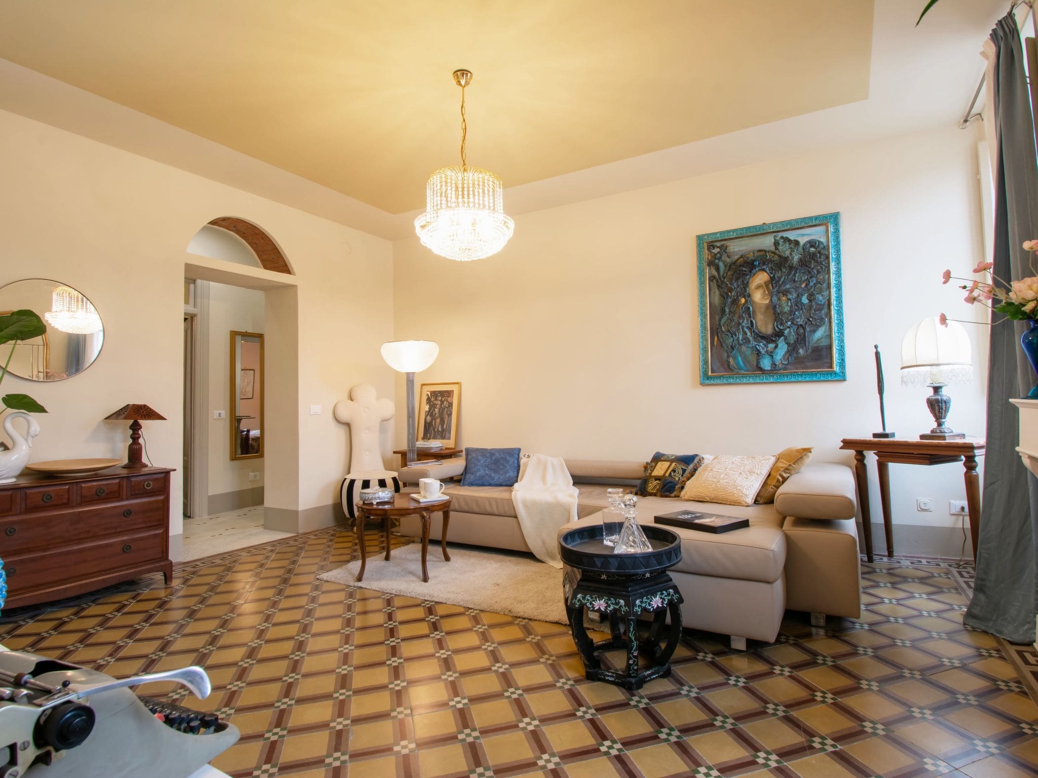 Palazzo Puccini Lucca: Elegant 3-Bedroom Historic Apartment in Central Lucca with Air Conditioning and City Views